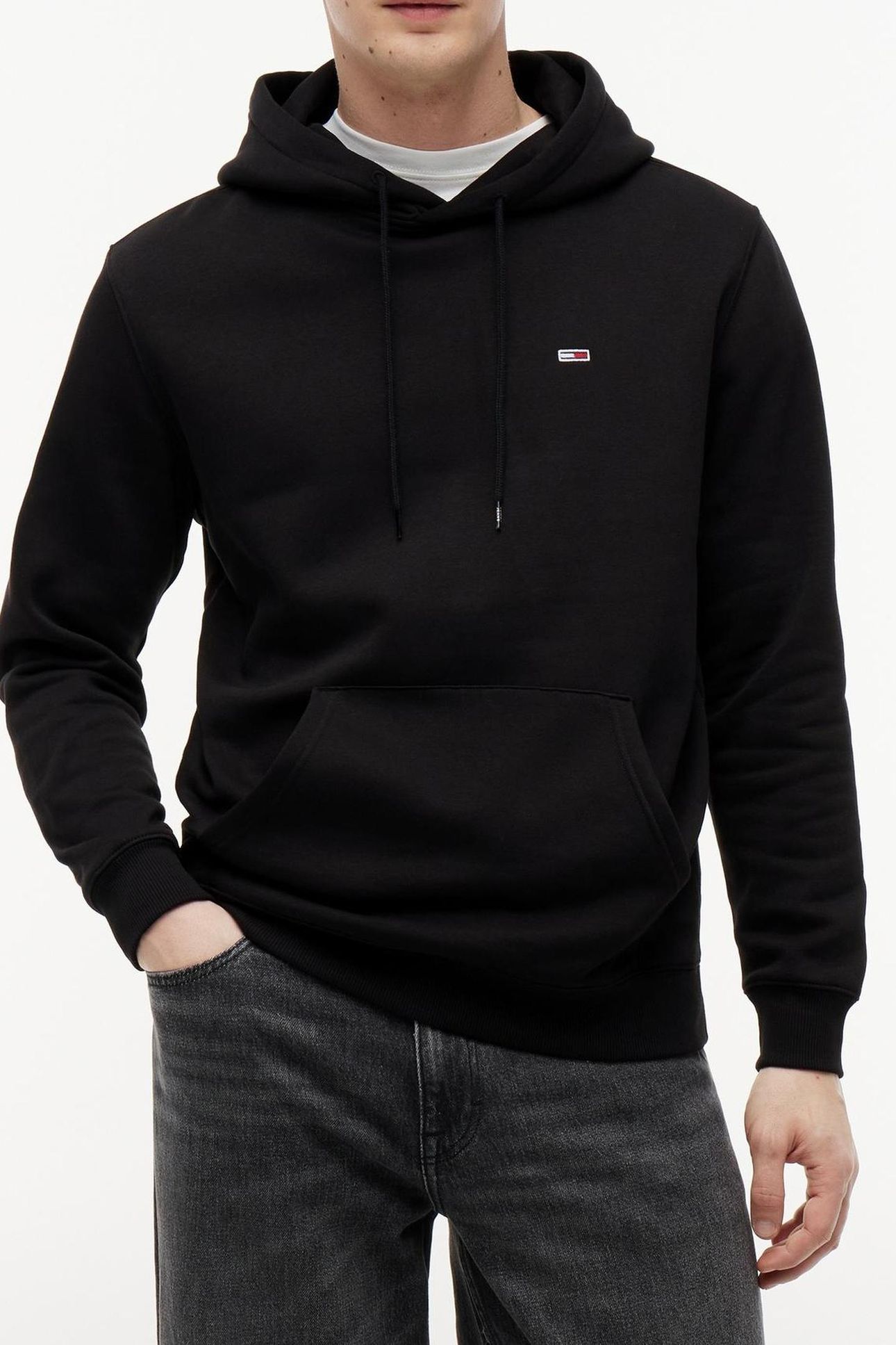 TJM REG FLAG HOODIE BLACK 1