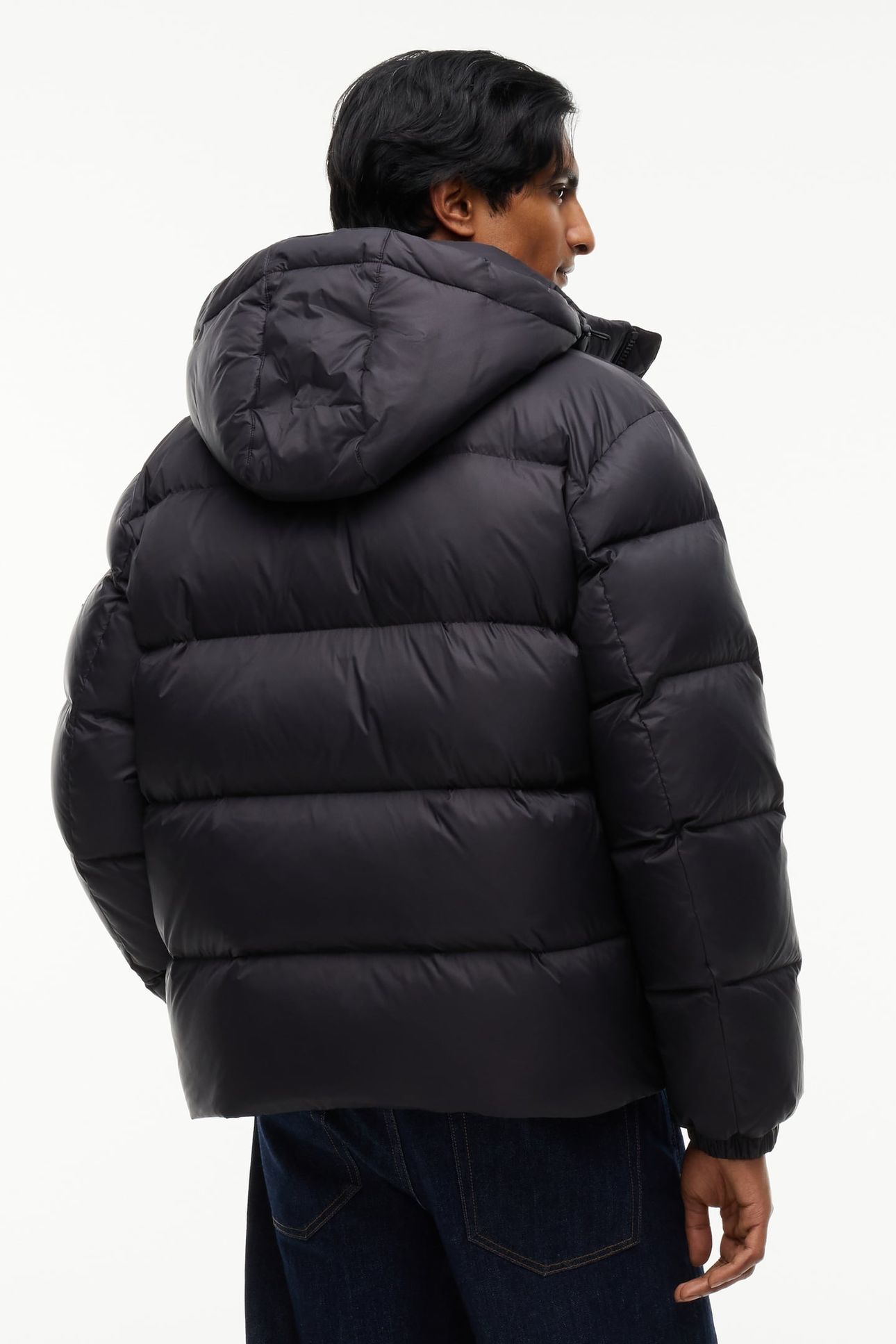 TJM ESSENTIAL DOWN JACKET BLACK 2