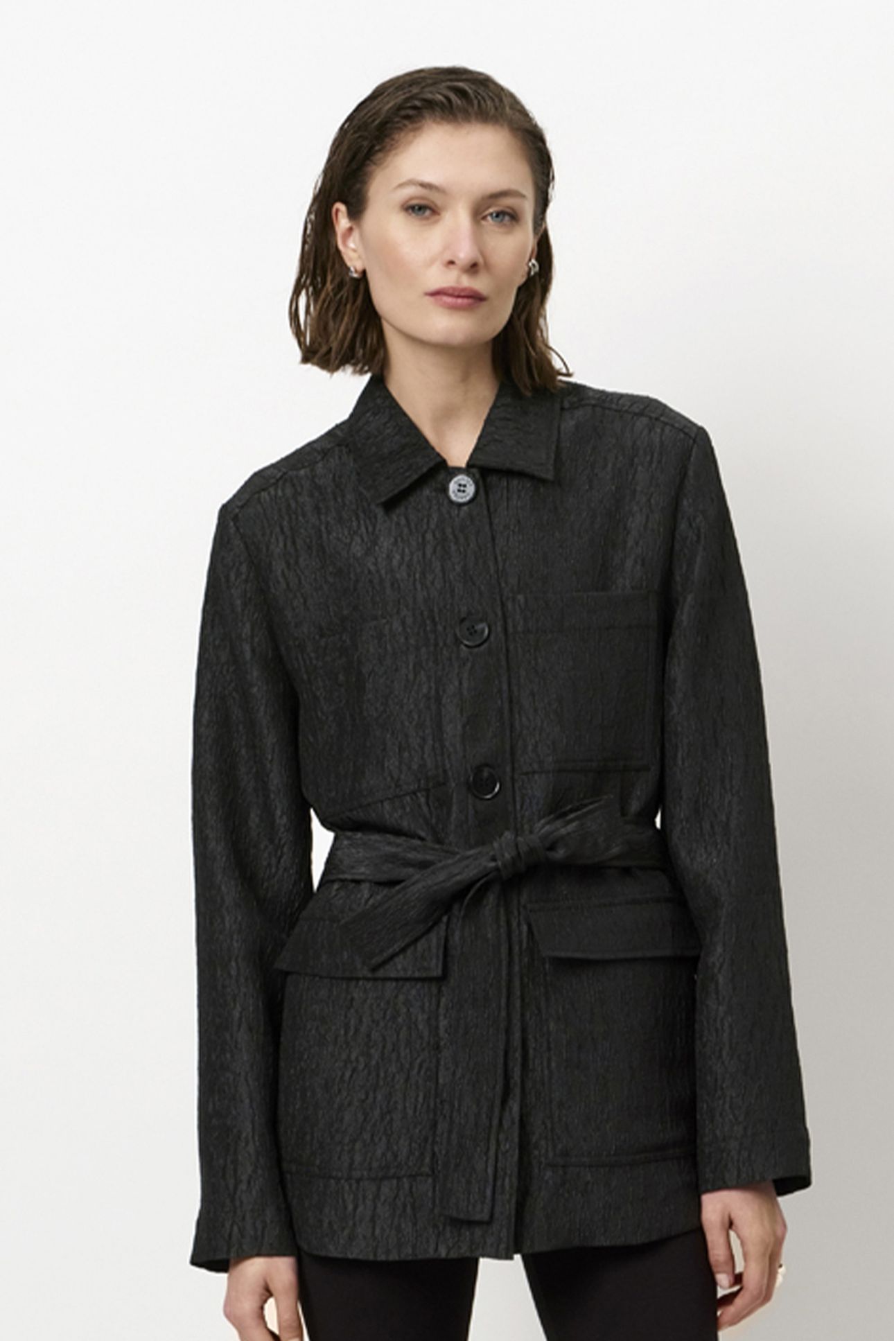 TWIST BELTED SHIRT JACKET RAVEN 1