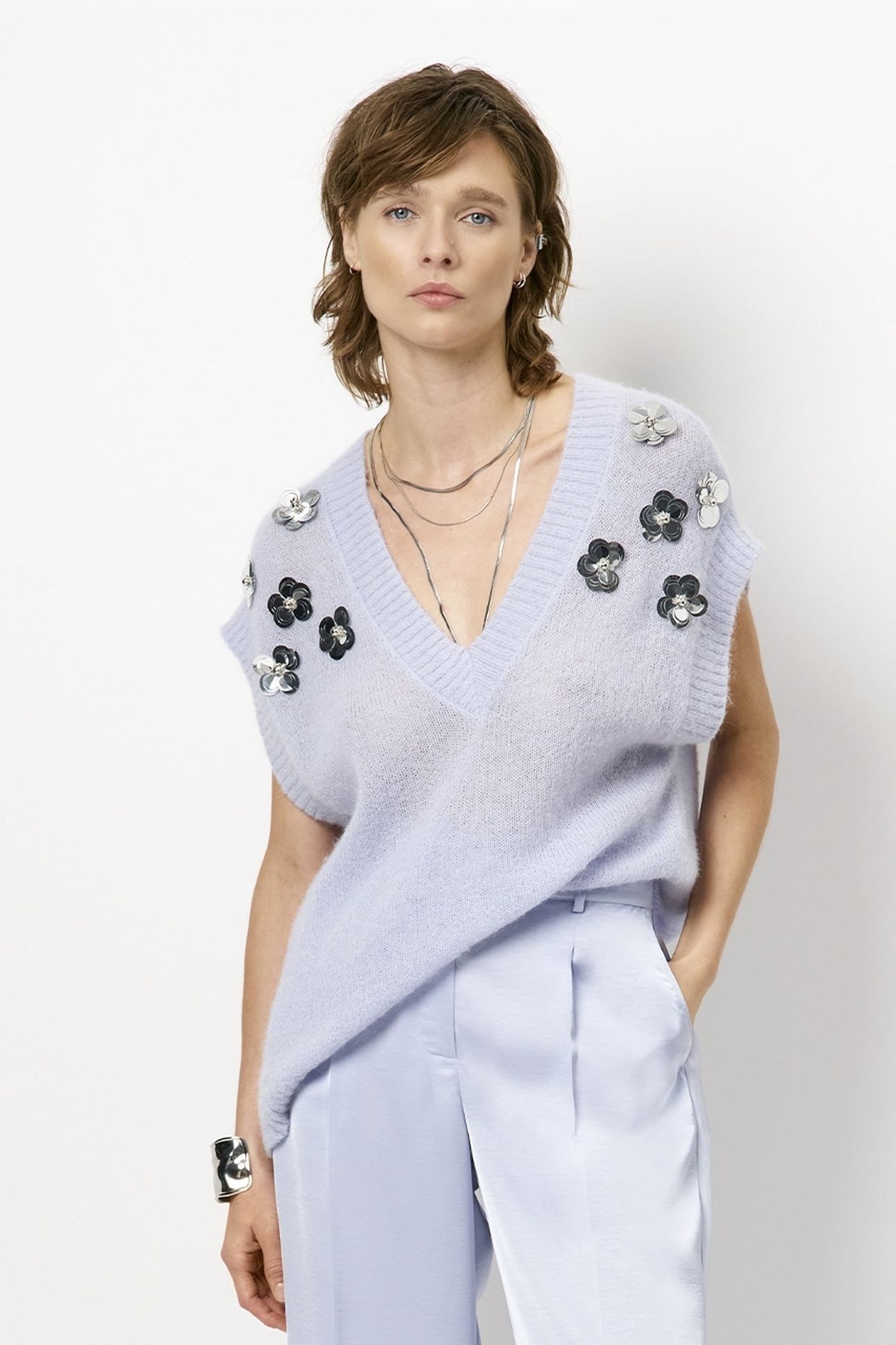 NYCIA SLEEVELESS SEQUIN SWEATER CLOUD BLUE 2