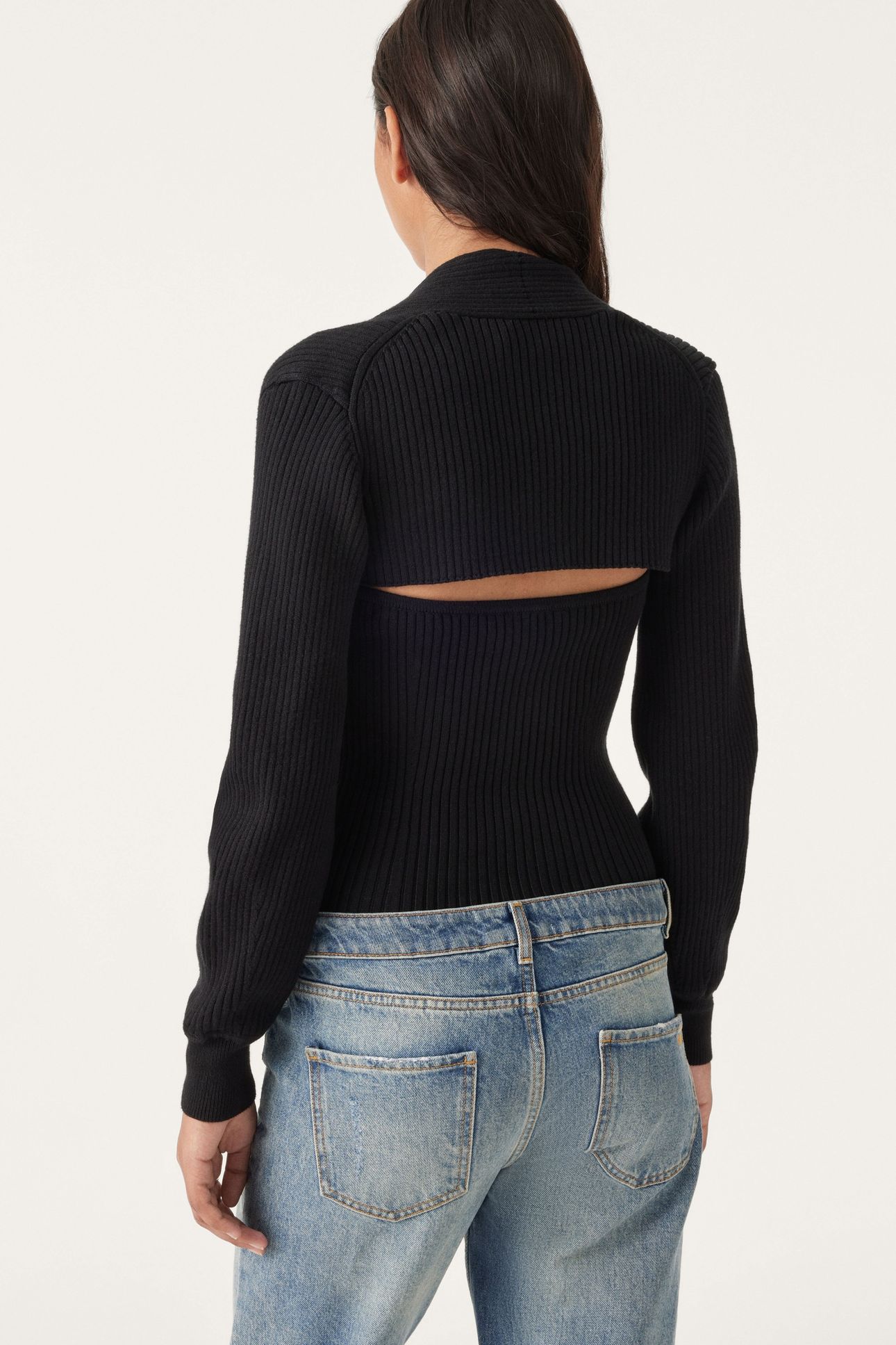SHORT CARDIGAN BLACK 3