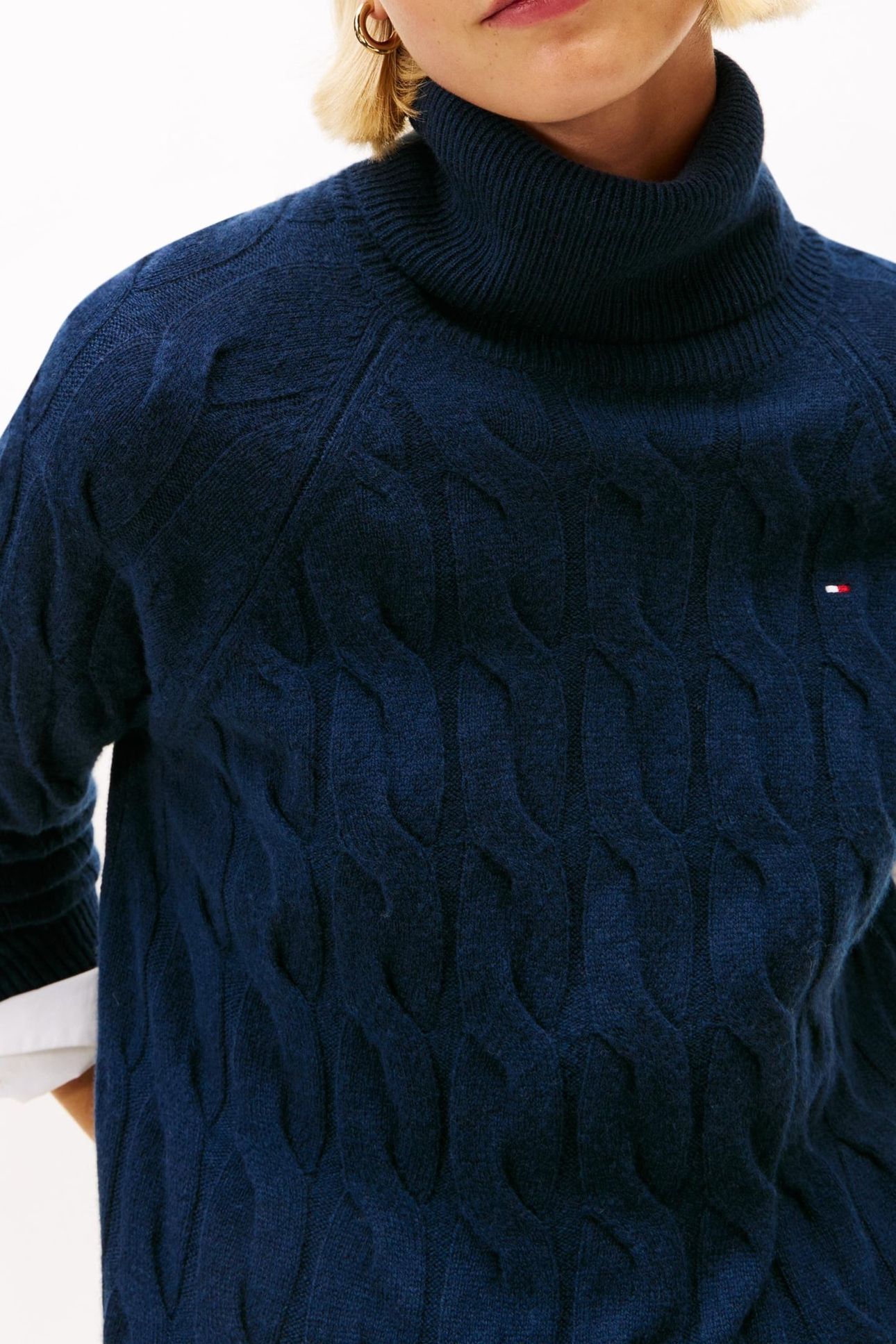 SOFT WOOL CABLE ROLL NECK DARK BLUE 7