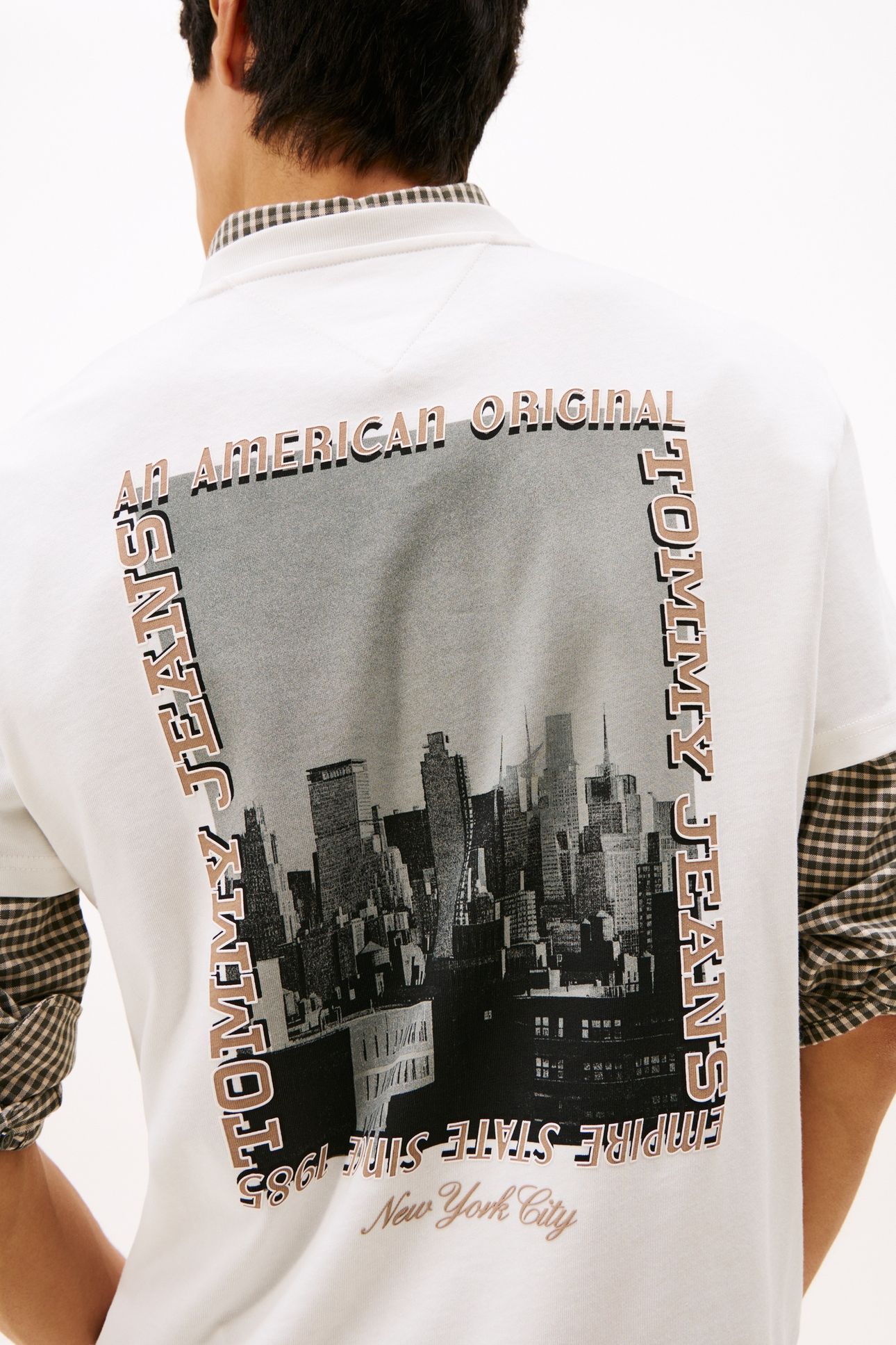 TJM REG PHOTO TEE ECRU 5