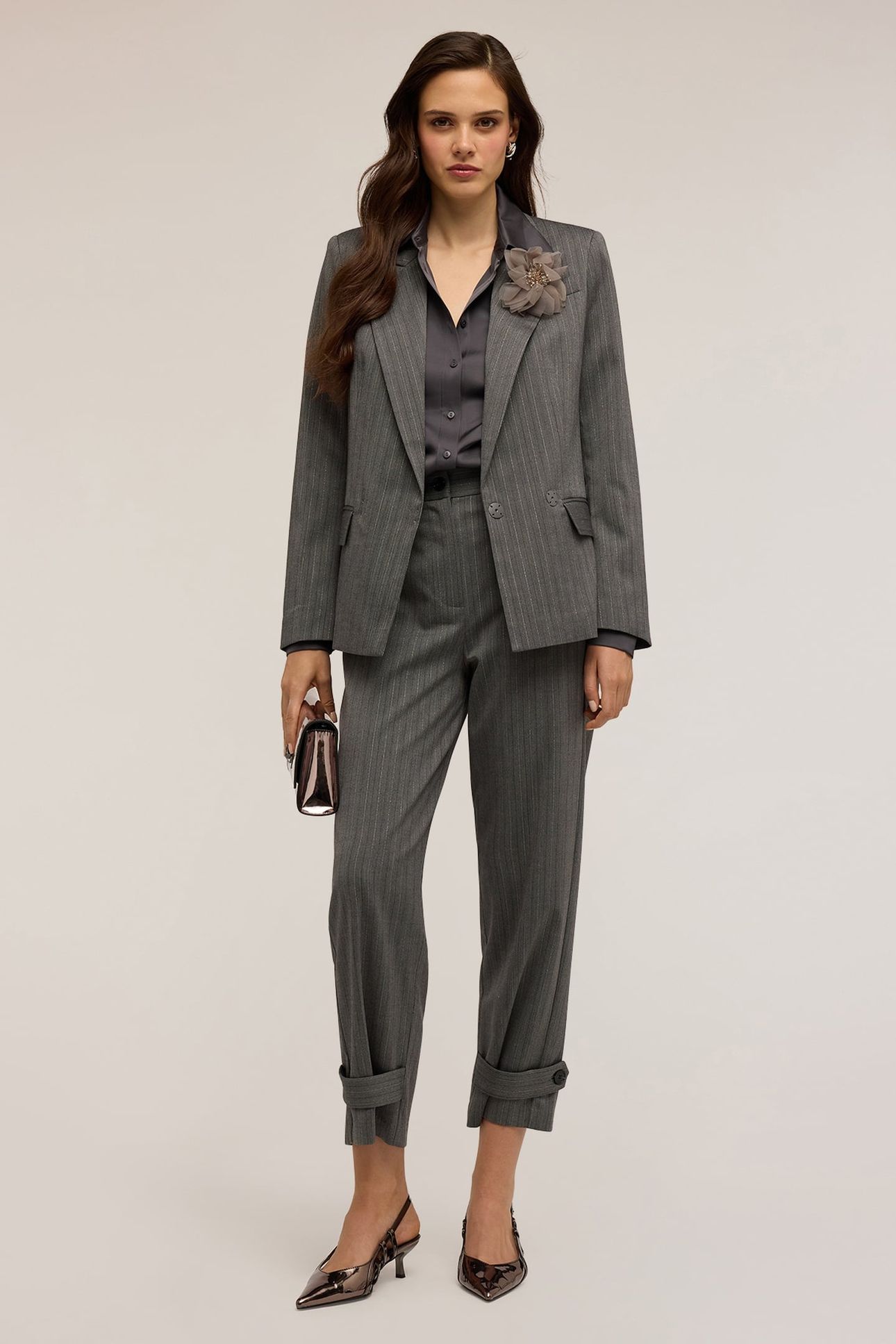 PINSTRIPED LUREX BLAZER WITH FLOWER BROOCH GREY 1