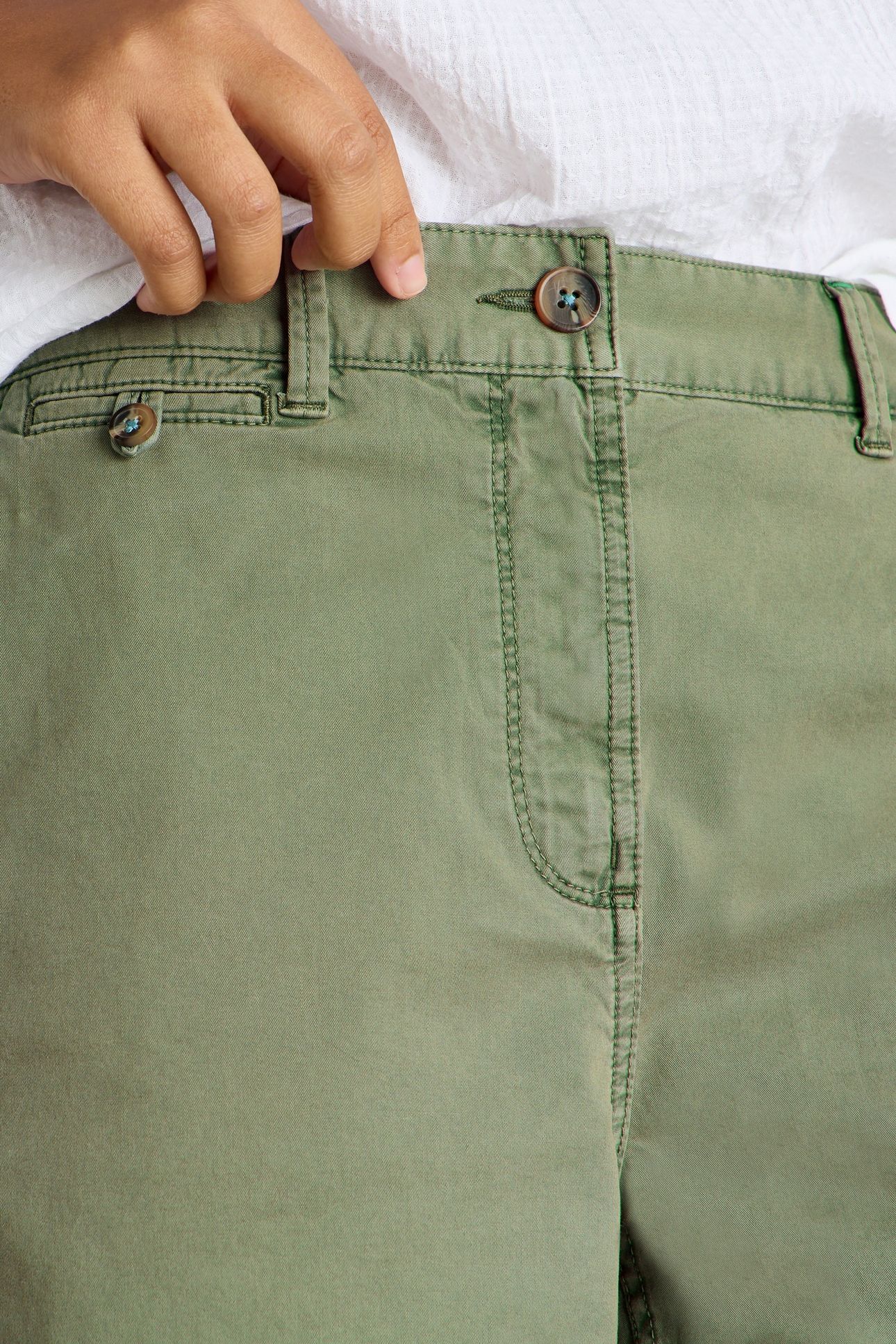 HAYLEY ORGANIC CHINO SHORT MID GREEN 5
