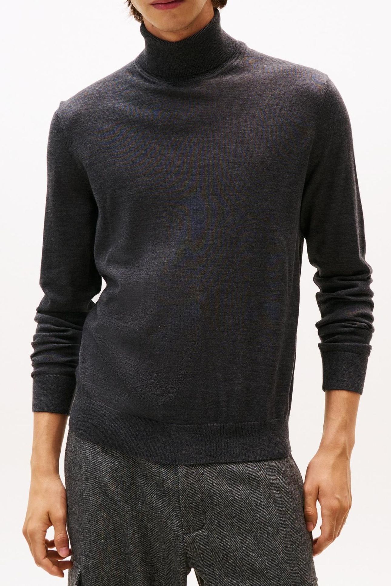 DC FINE MERINO ROLL DARK GREY HEATHER 2