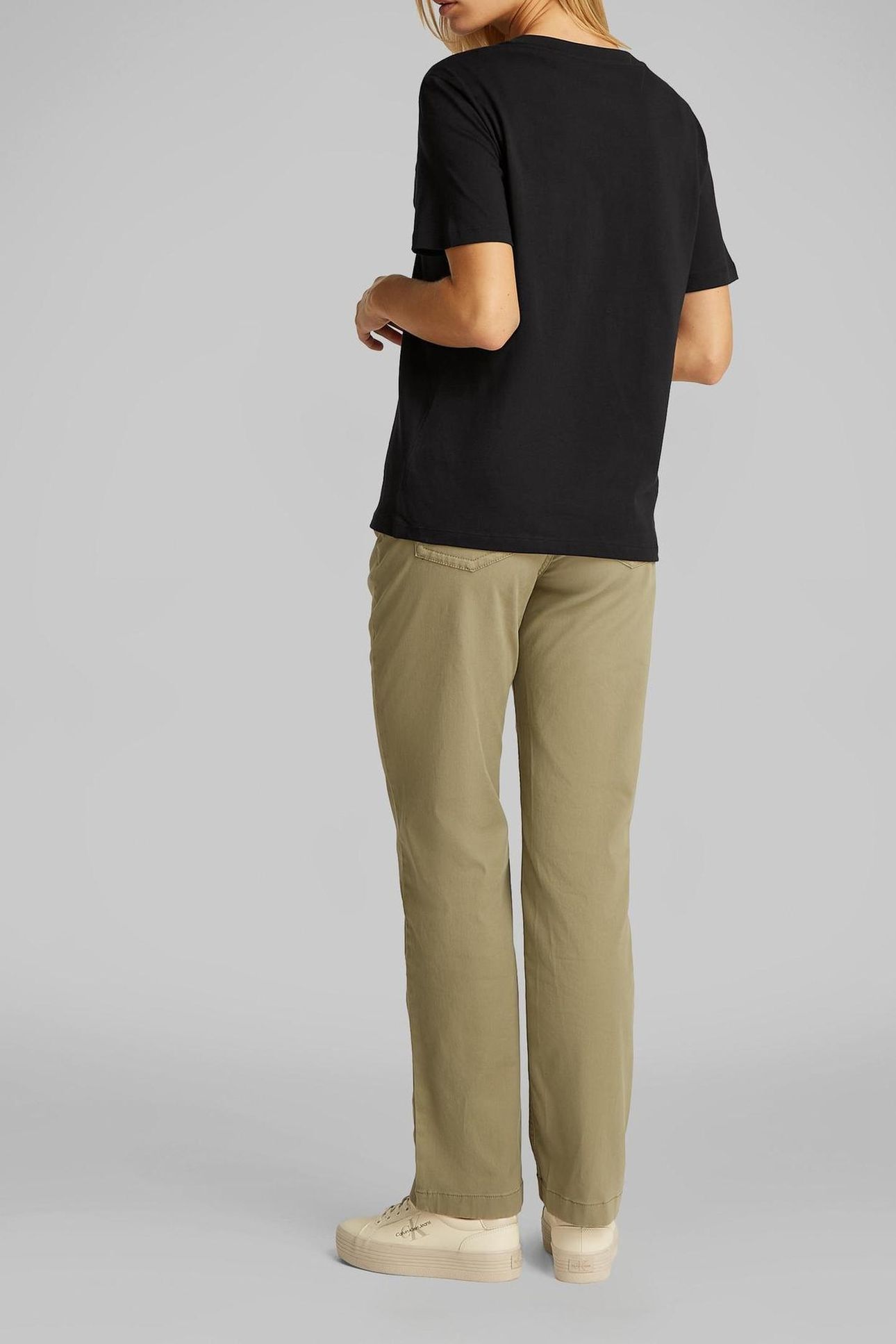 INST LOGO STRAIGHT T-SHIRT BLACK 2