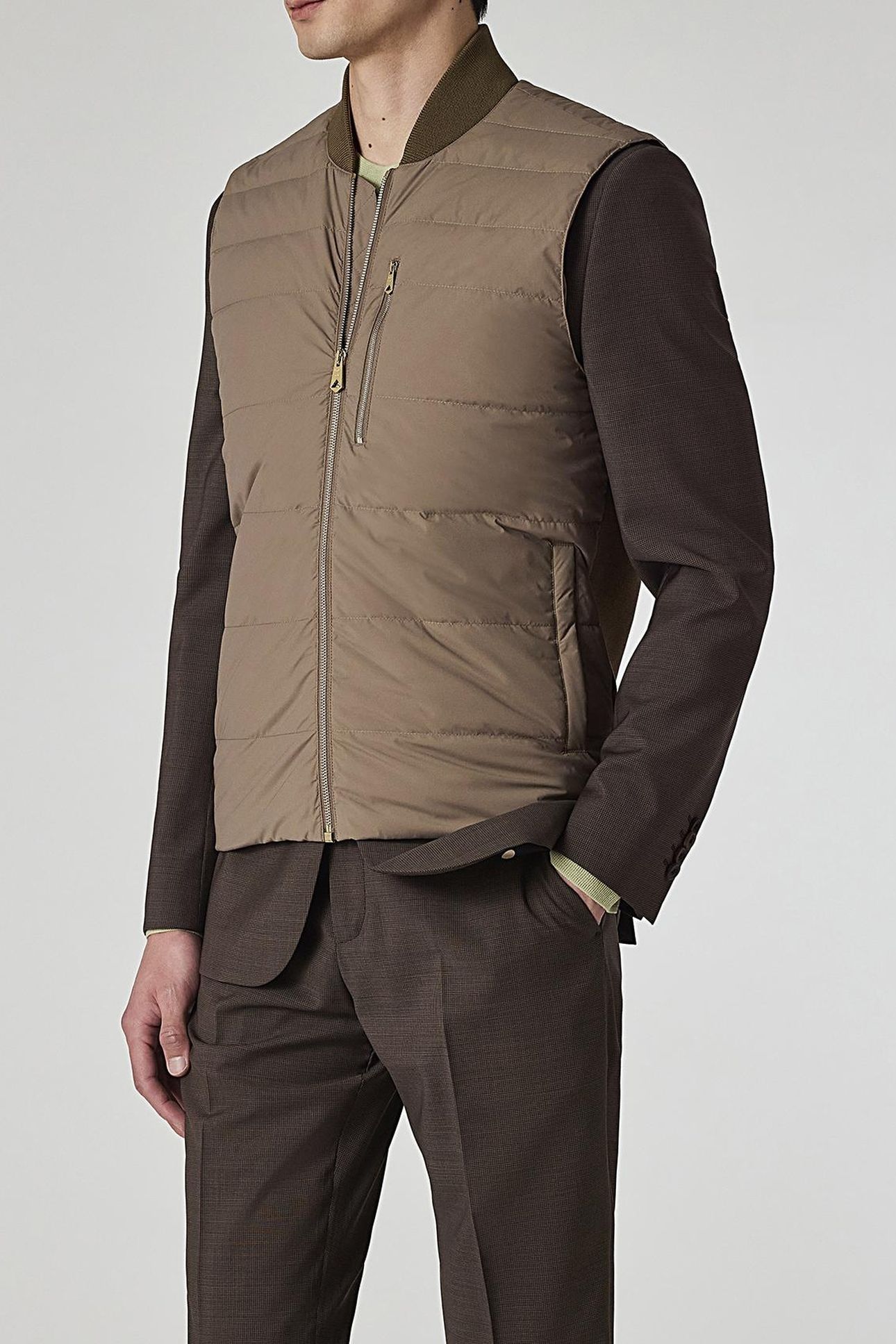 MENS HYBRID DOWN GILET LIGHT BEIGE 1