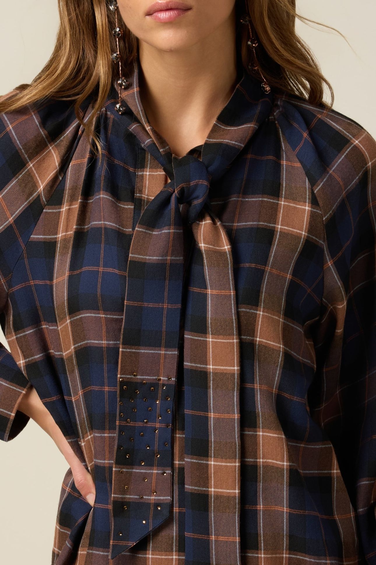 CHECK SHIRT WITH BOW BROWN 4