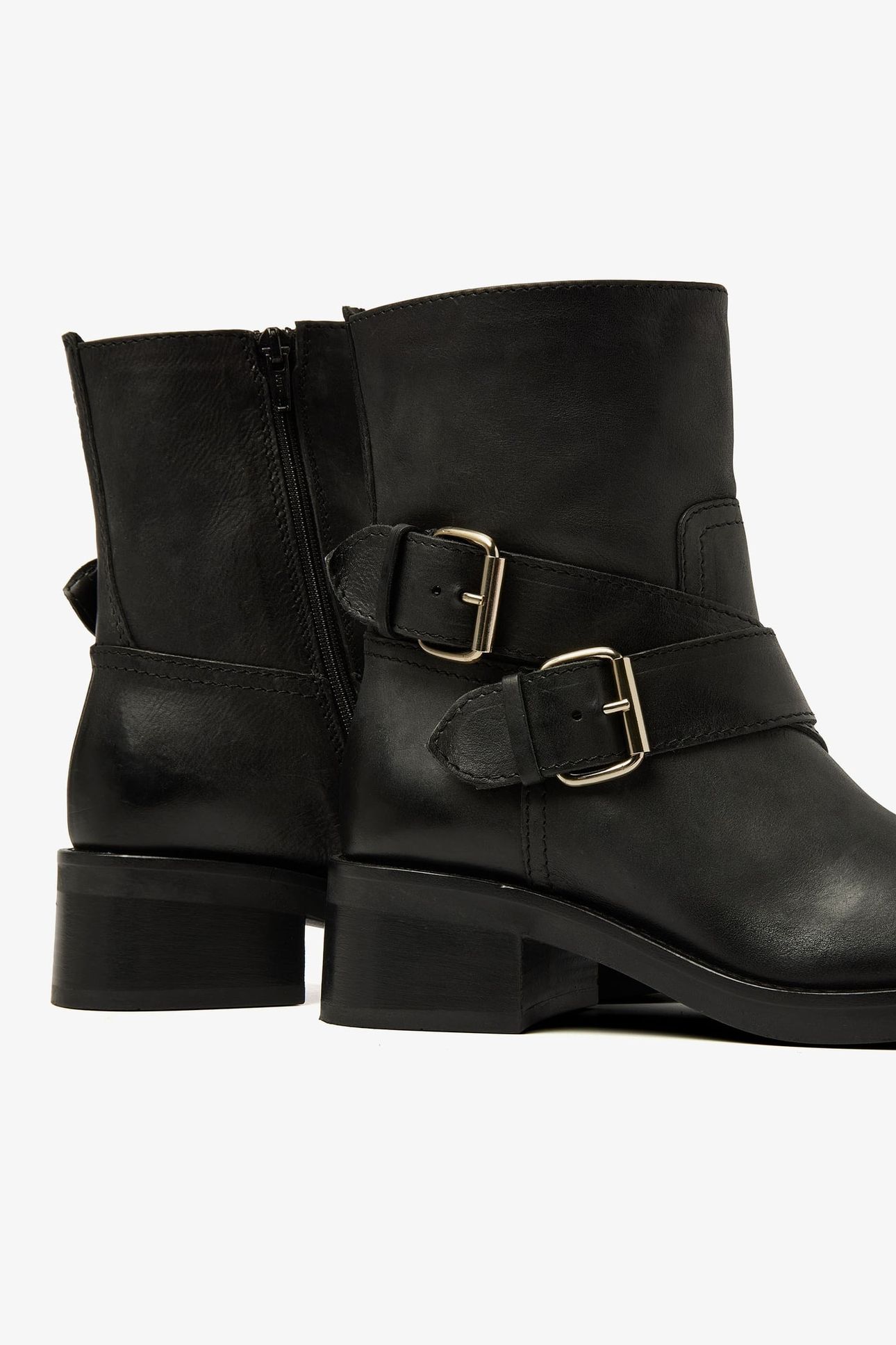 NENA LI BLACK 4