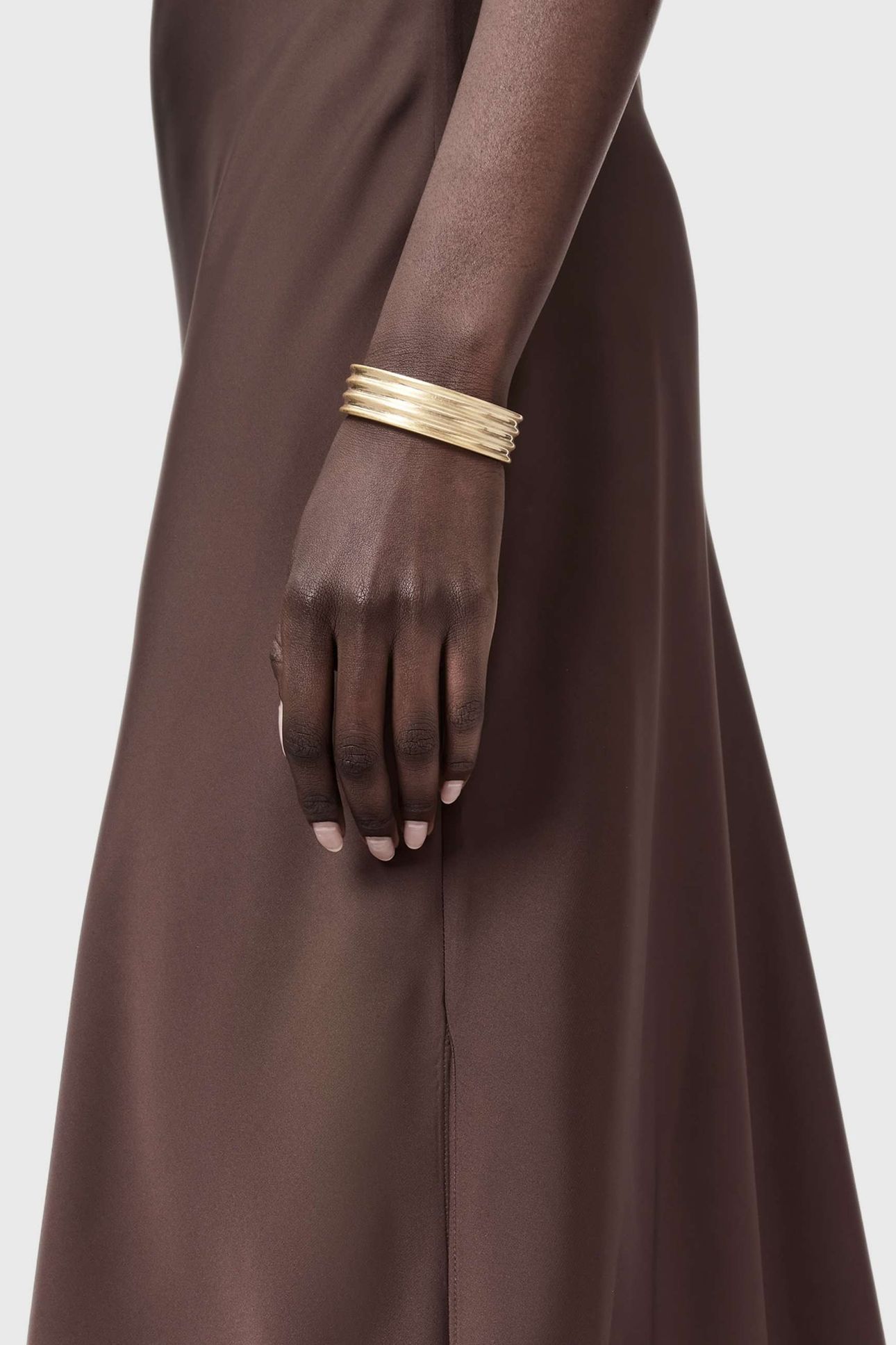 JANNA BANGLE ANTIQUE GOLD 3