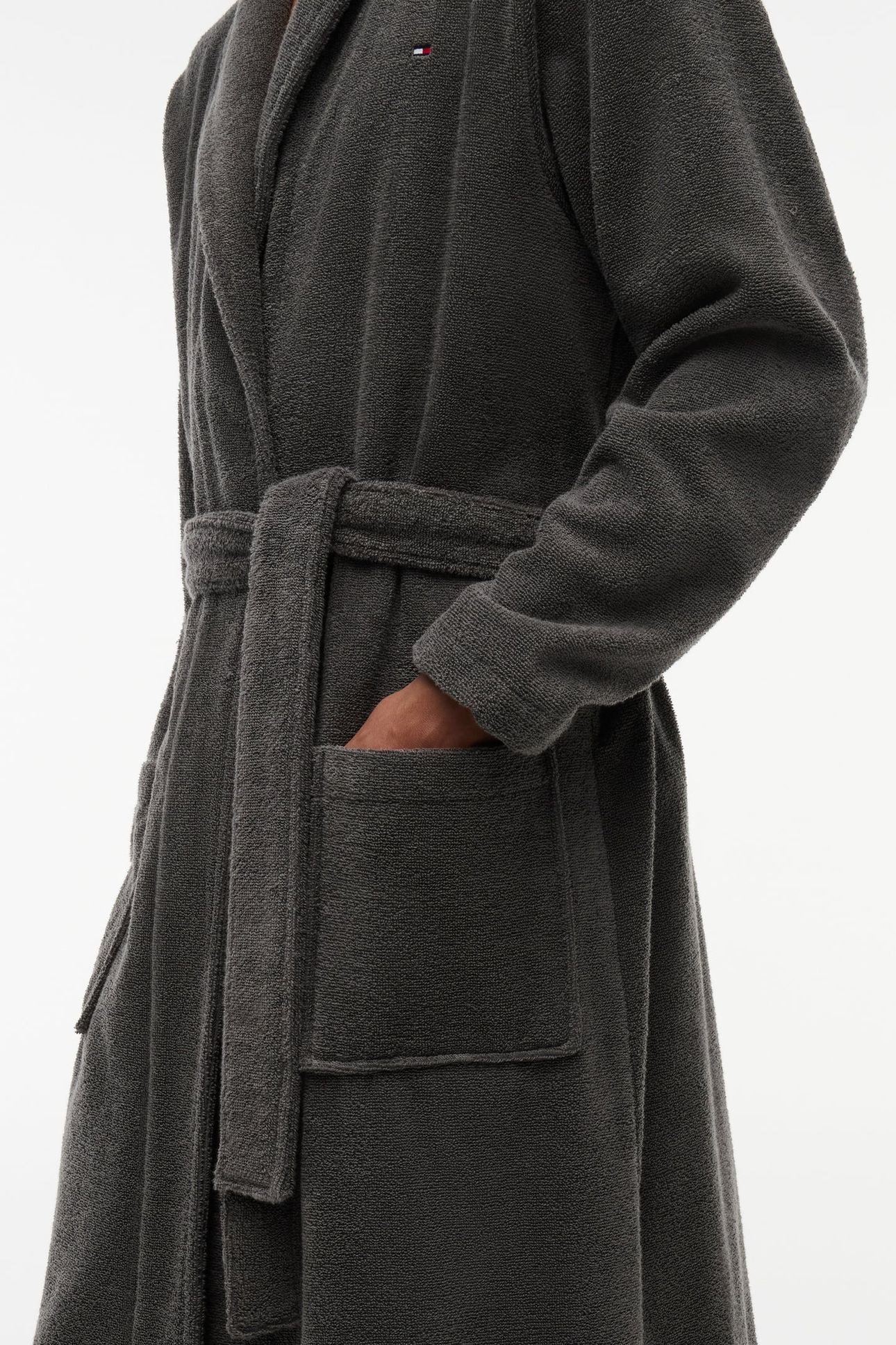 BATHROBE MAGNET 5