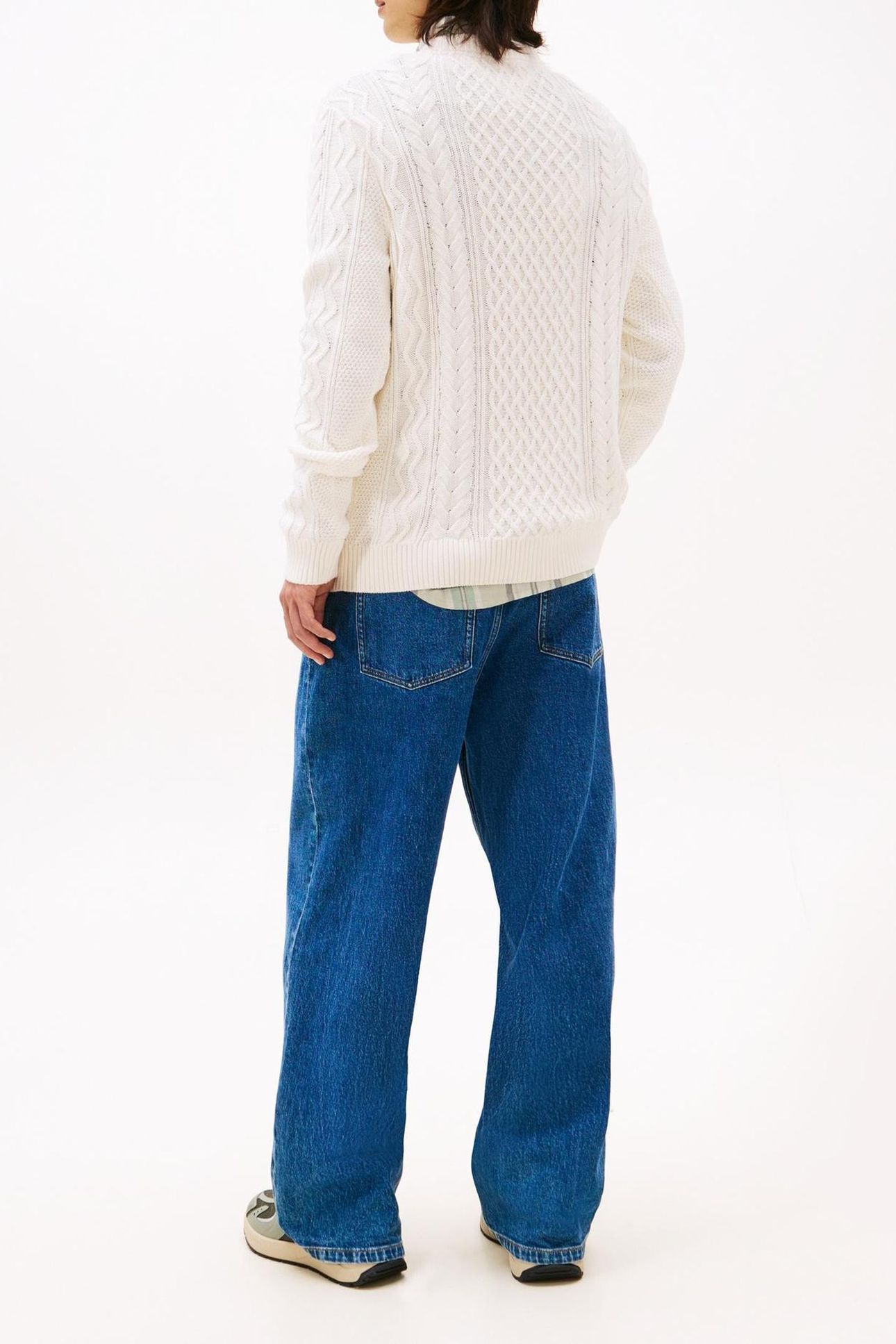 TJM SLIM BADGE CABLE ANCIENT WHITE TONAL 2