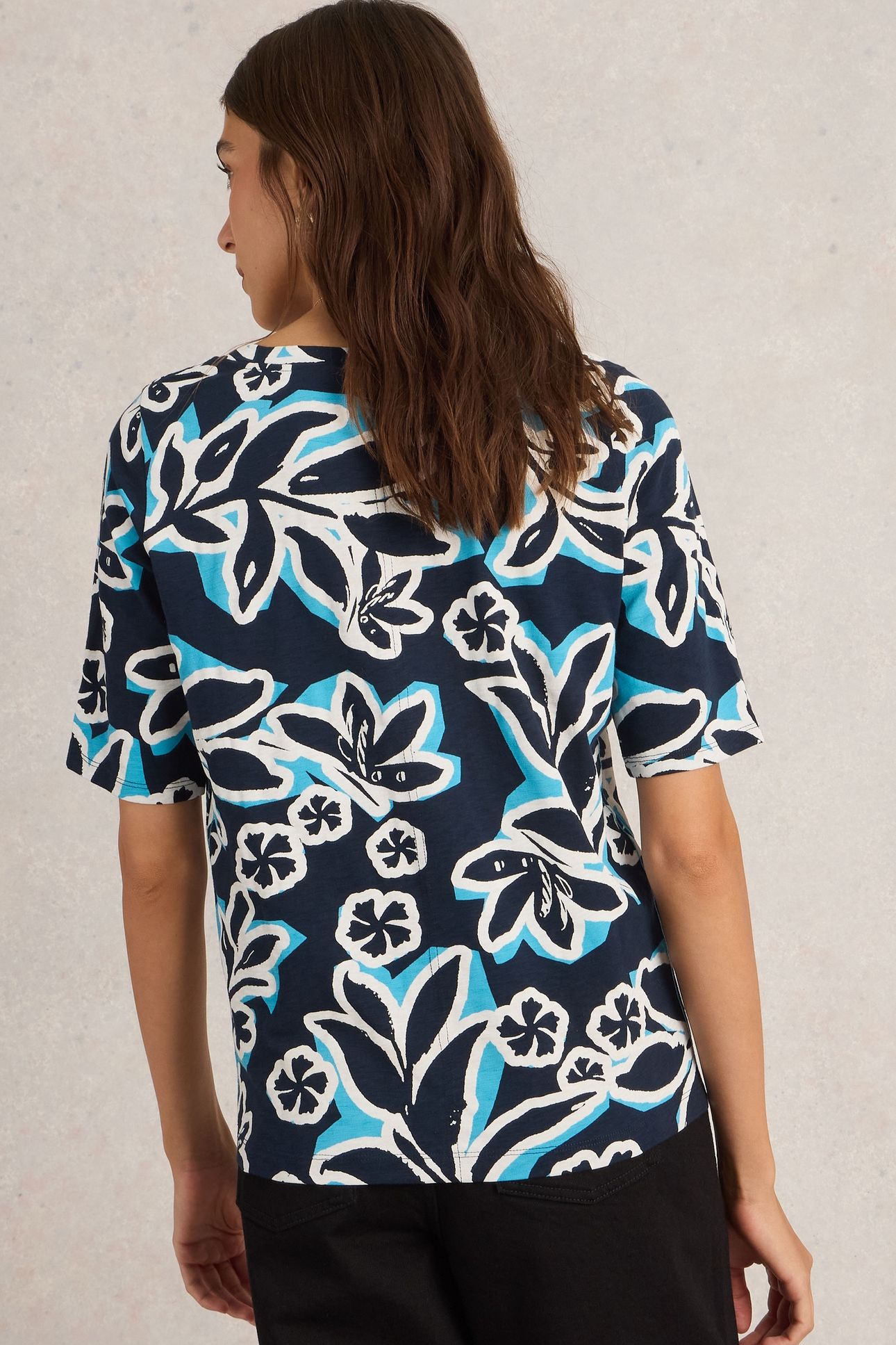 NELLY HALF SLV TEE NAVY PRINT 3