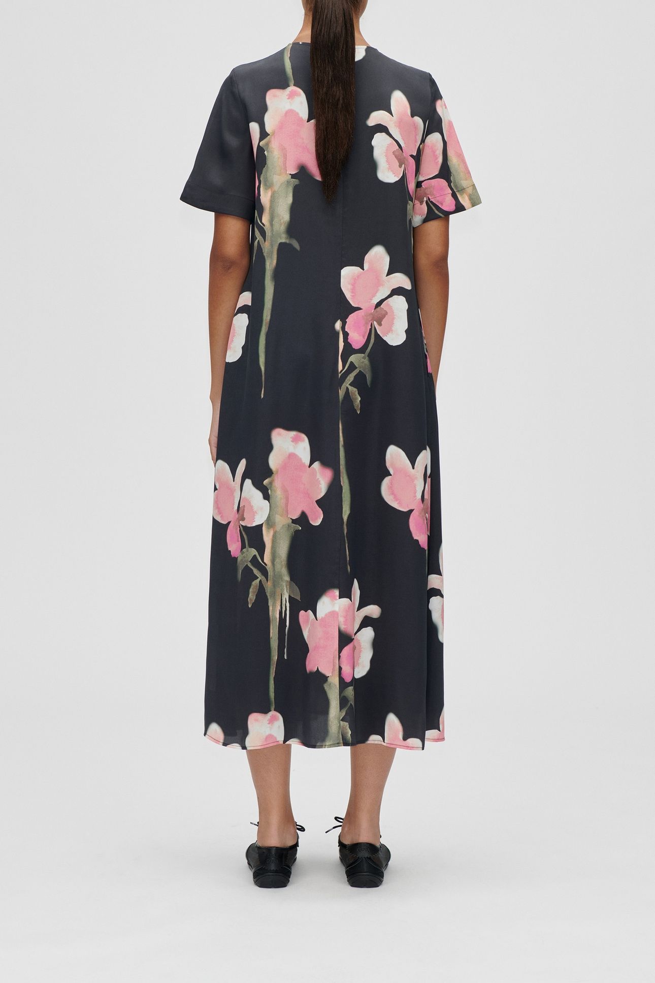 FLOWY SHORT SLEEVE MIDI DRESS MELTING FLOWERS 2
