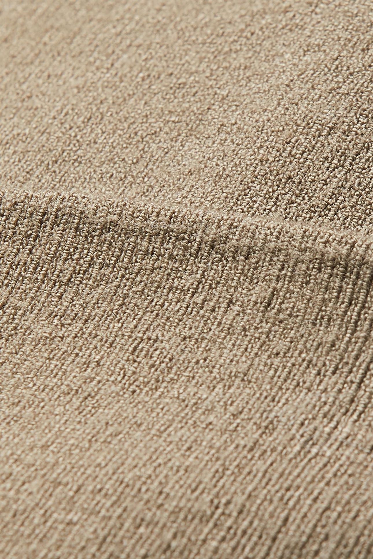 EMBLEM PATCH TAUPE 4