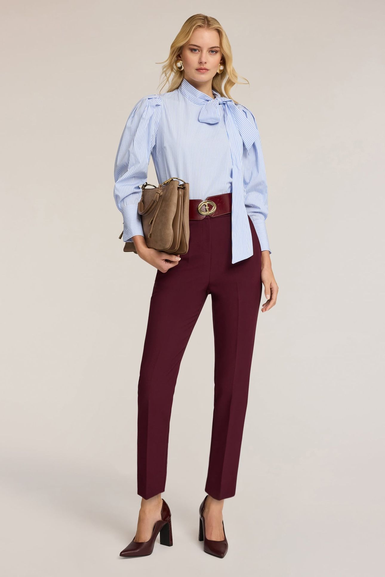 HIGH-WAISTED CARROT PANTS BURGUNDY 1