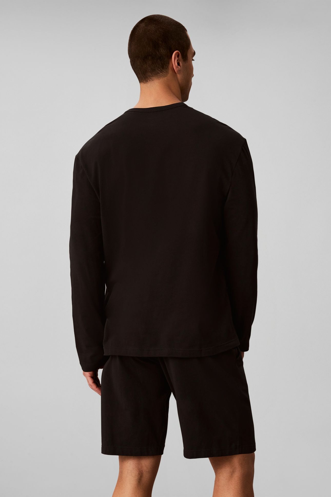 MONOGRAM L/S CREW NECK BLACK 2