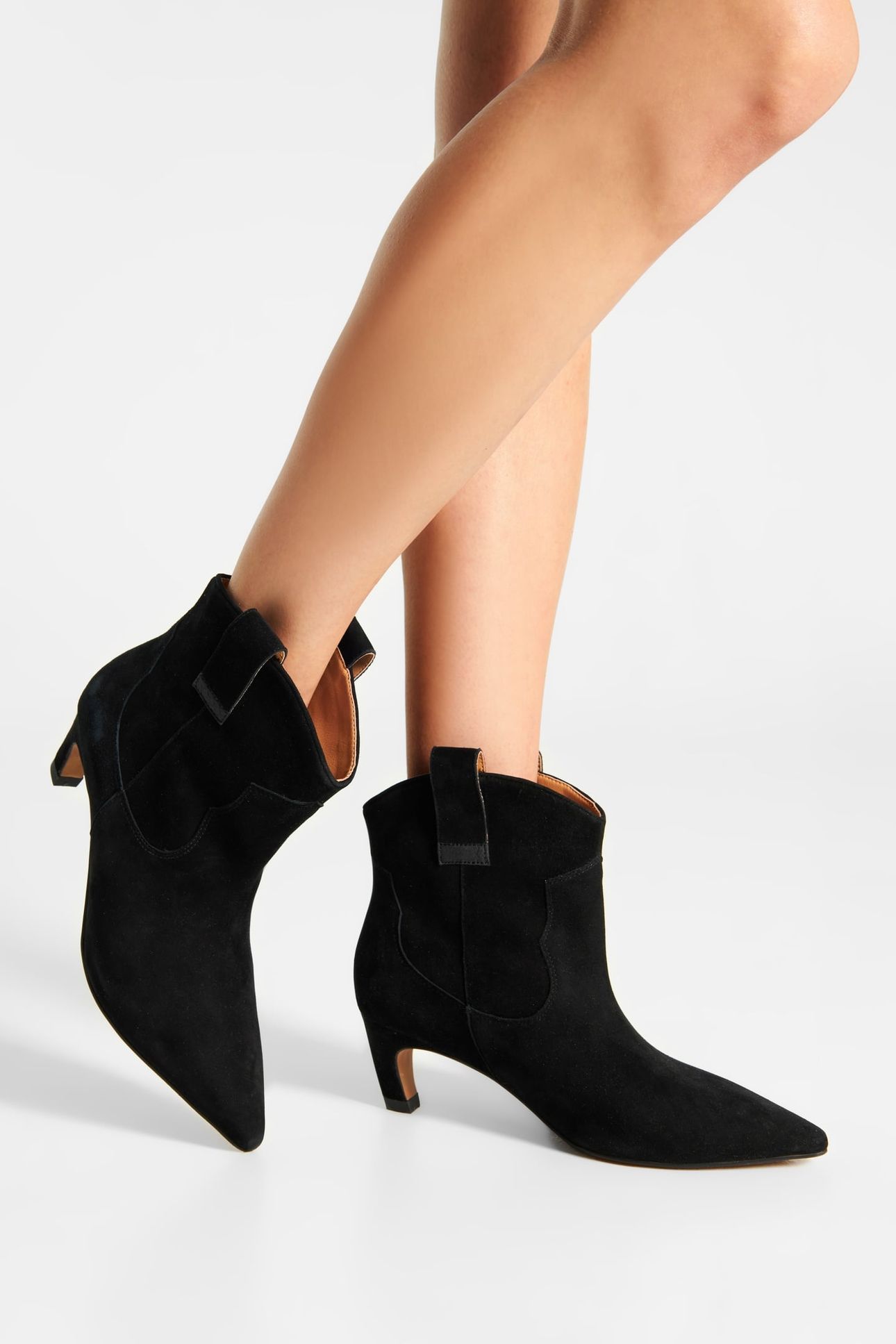 DICTE LOW BLACK 4