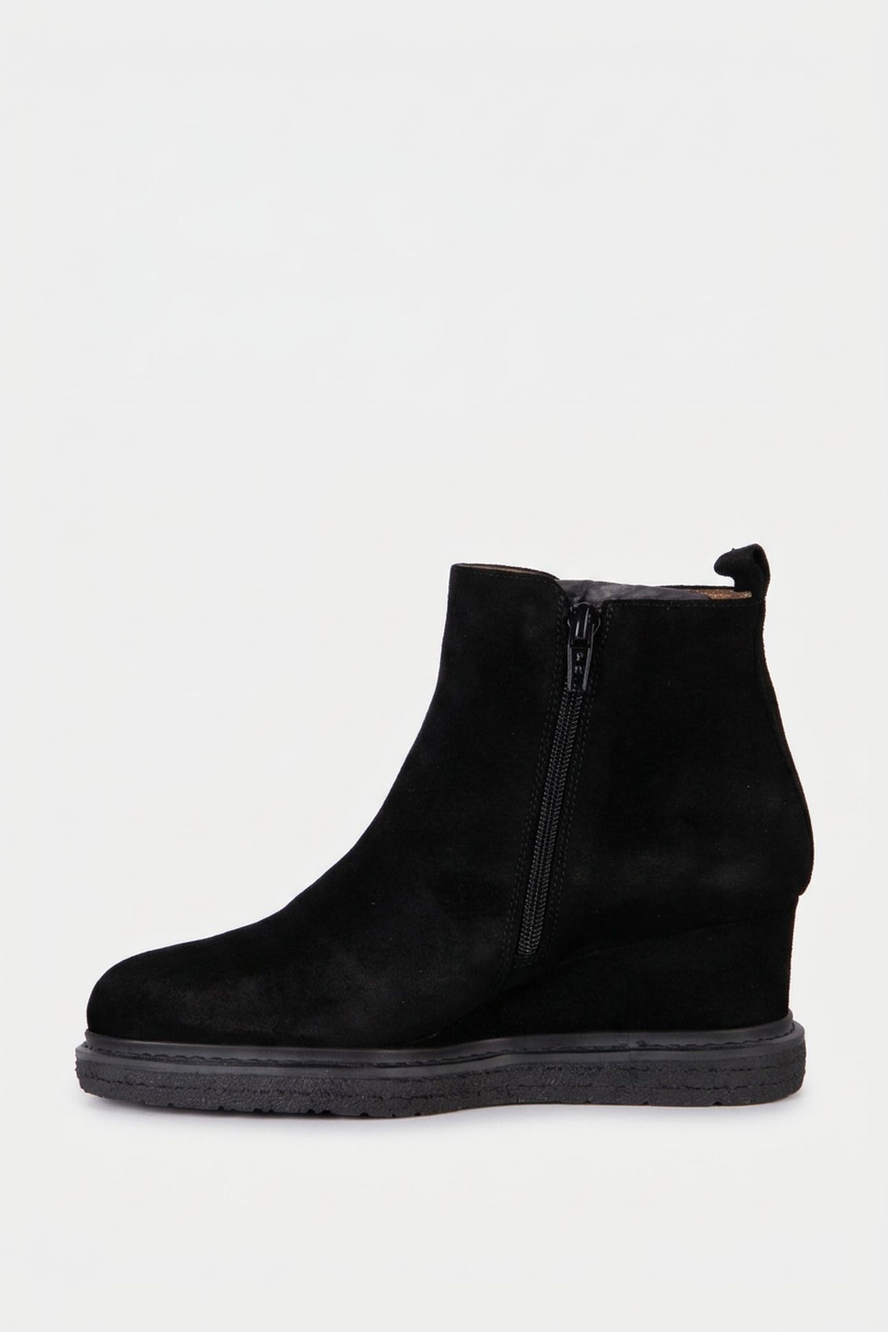 SORIA BLACK 4