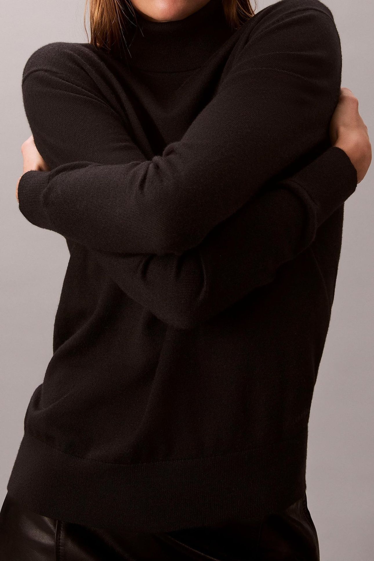 LS T-NECK EXTRAFINE MERINO BLACK 7