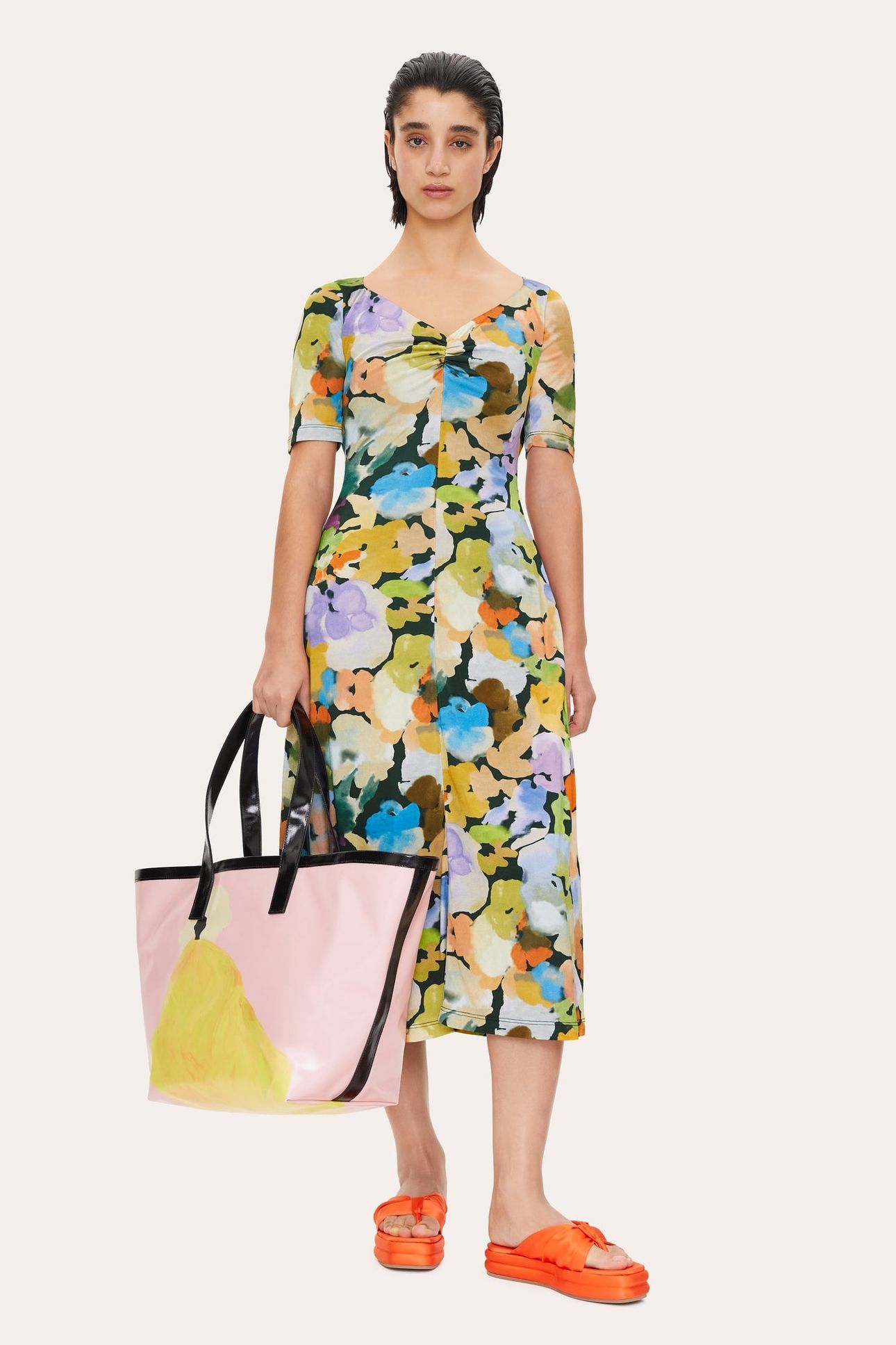 ARON COTTON CANVAS WOMAN 1