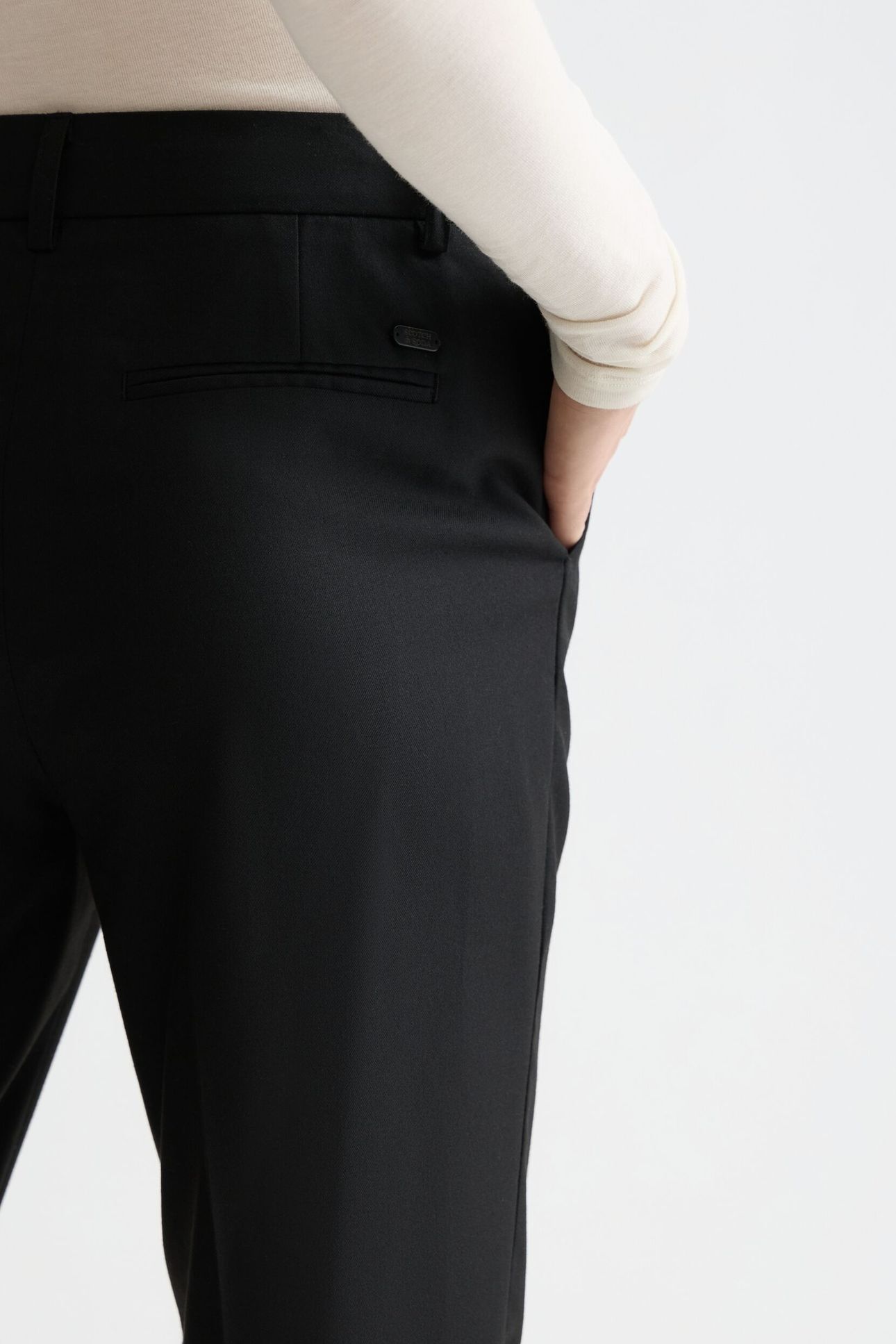 LOWRY PANT BLACK 5