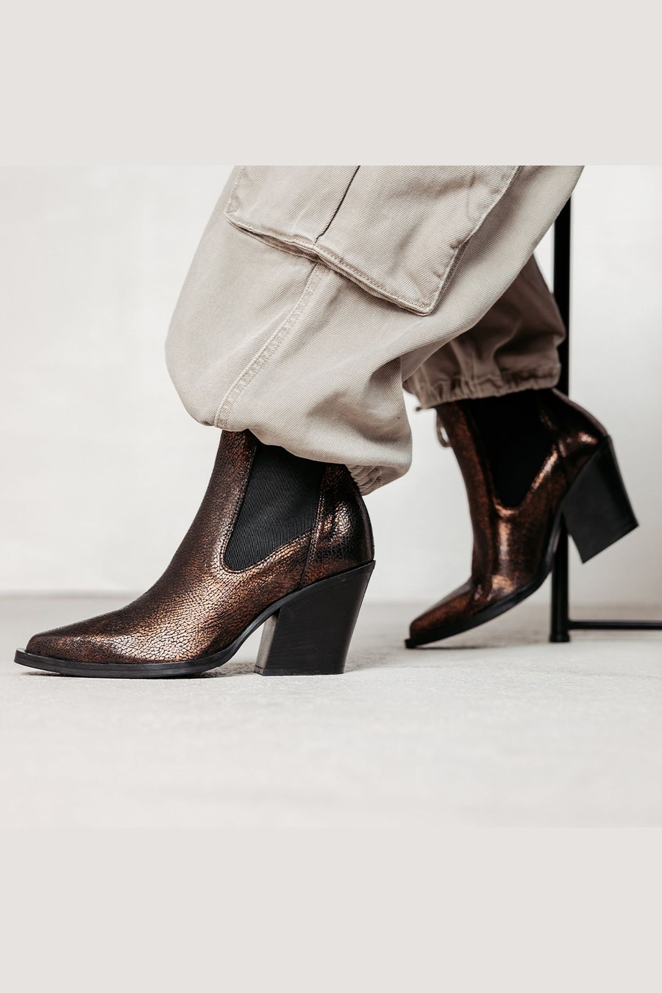 GIOIA FLYNN METALLIC 3