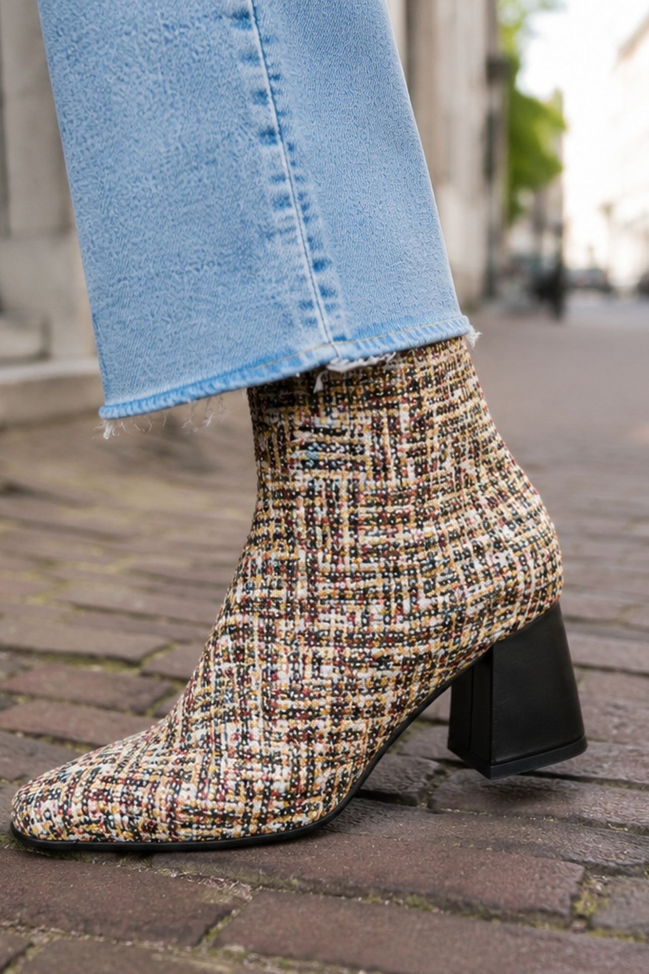LUGANO TWEED GOLD 3