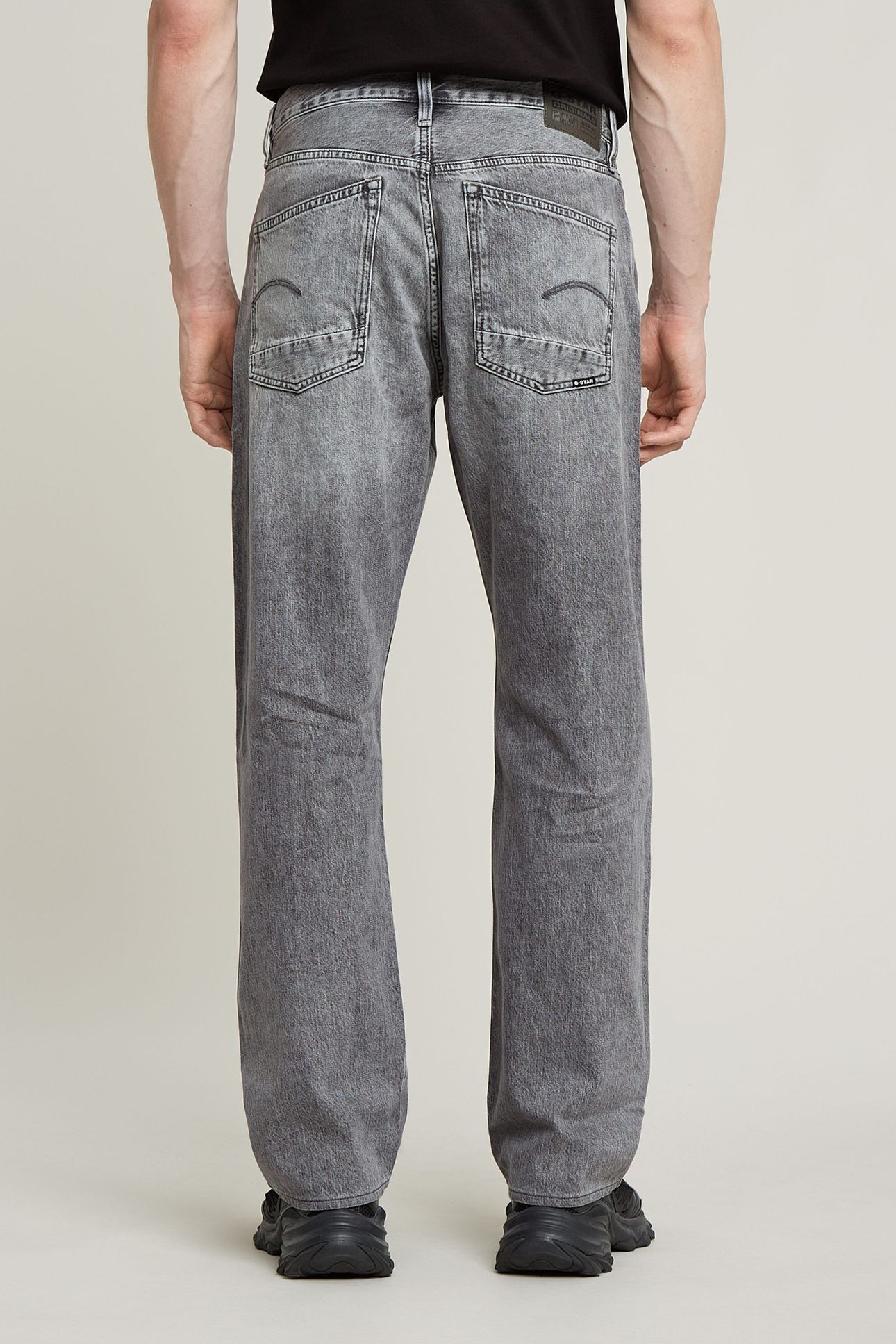DAKOTA REGULAR STRAIGHT GREY 2