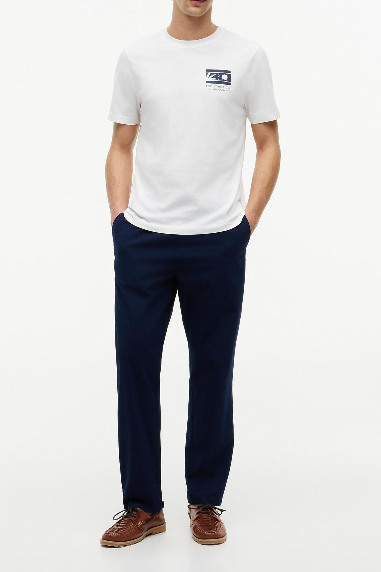 MONO SUN GRAPHIC REG WHITE 2