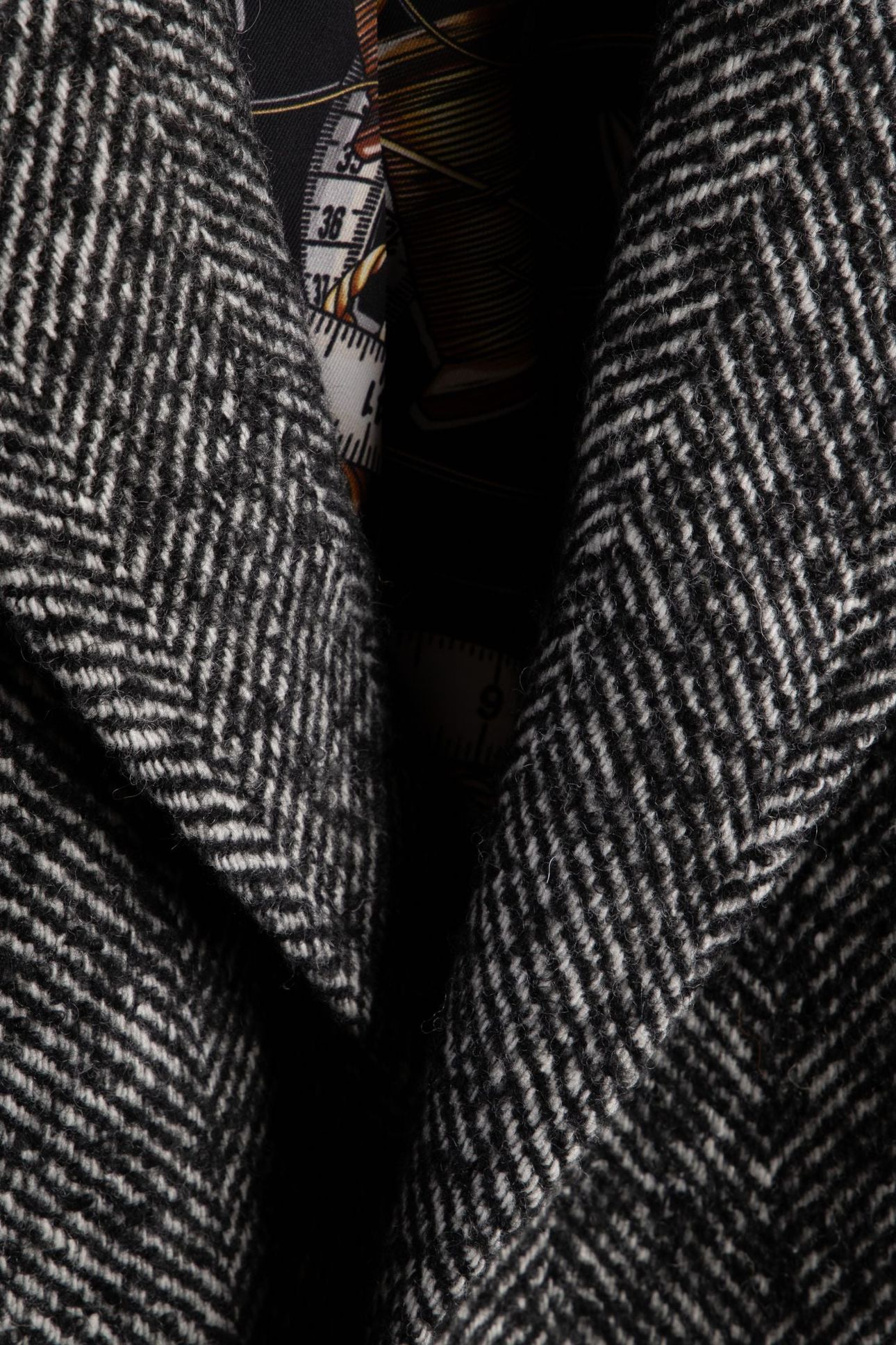COAT BLACK 4