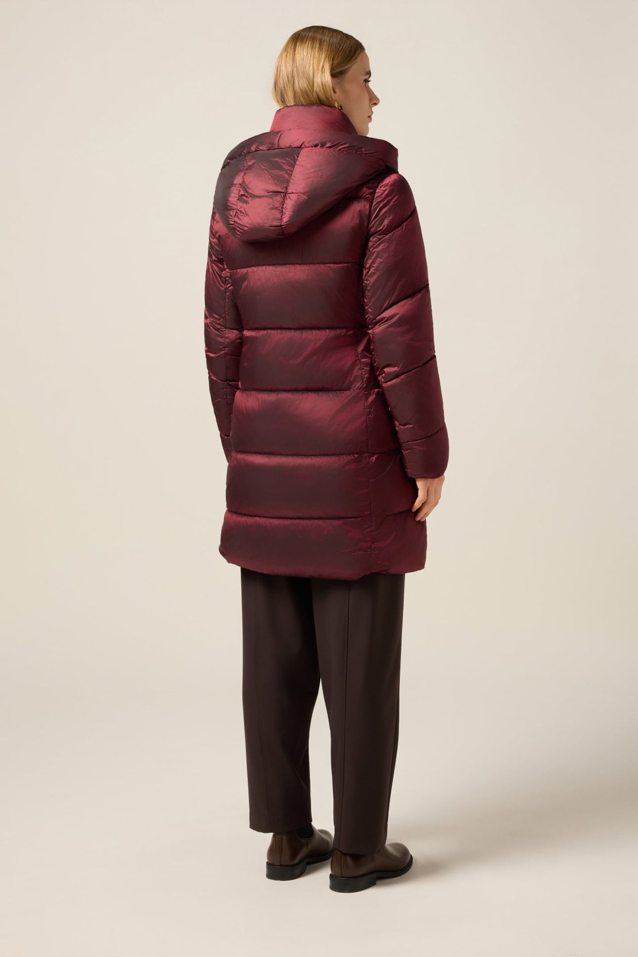 LONG NYLON DOWN JACKET WITH HOOD BURGUNDY 2