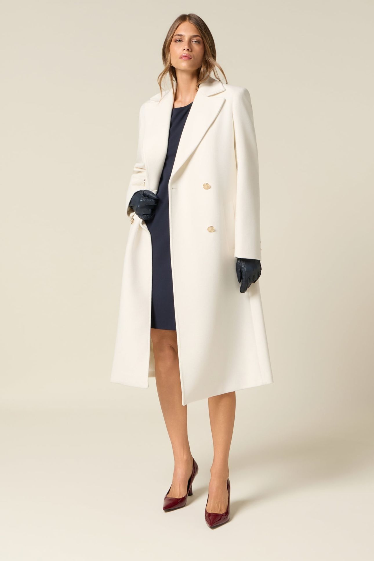 LONG DOUBLE-BREASTED COAT WHITE 3