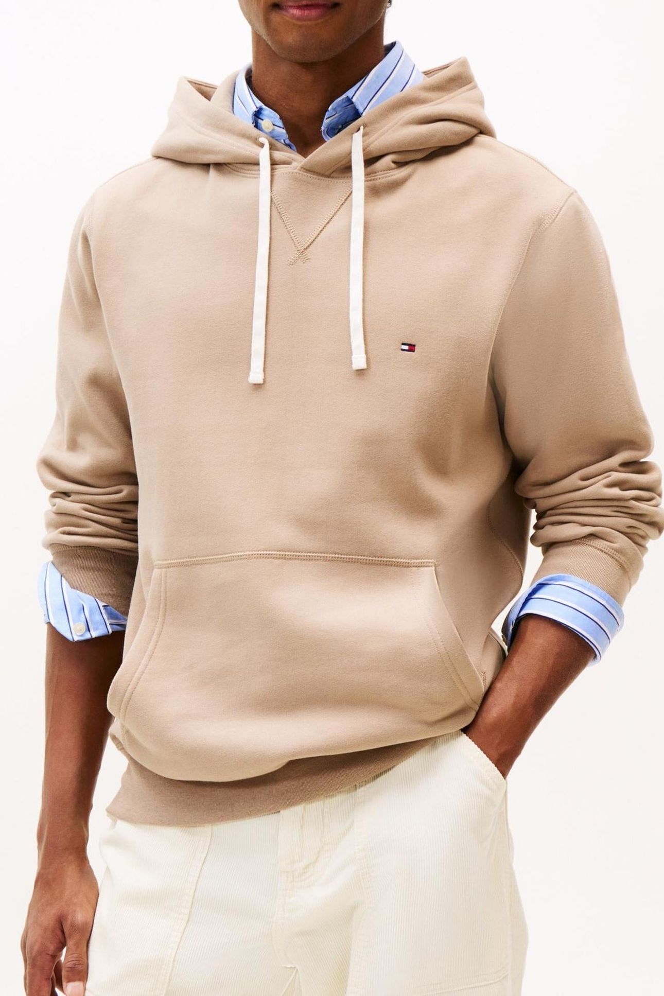 ESSENTIAL SEASONAL FLEECE COASTAL TAUPE 1