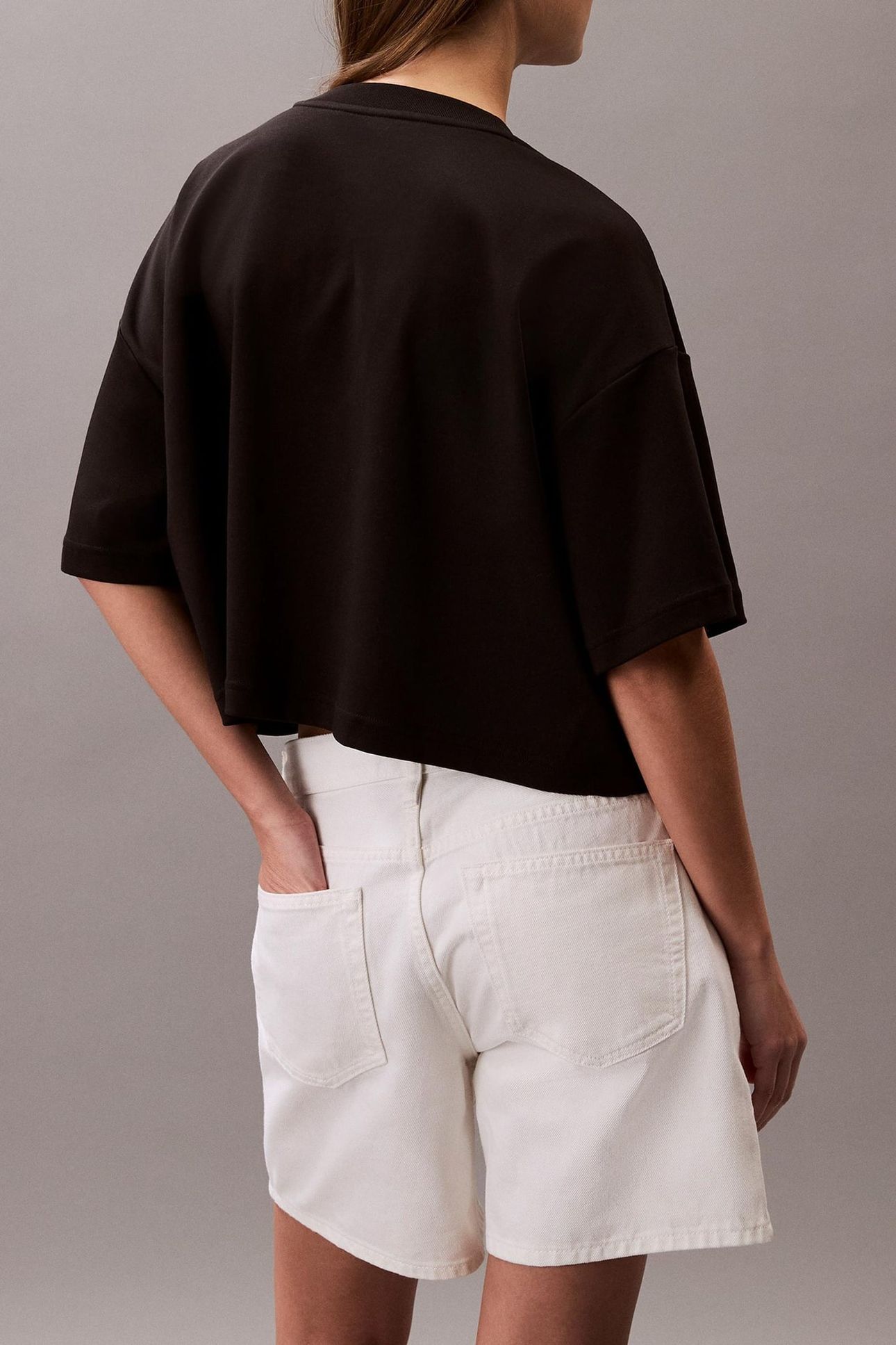 SS BOXY LOGO GRAPHIC TEE BLACK 2