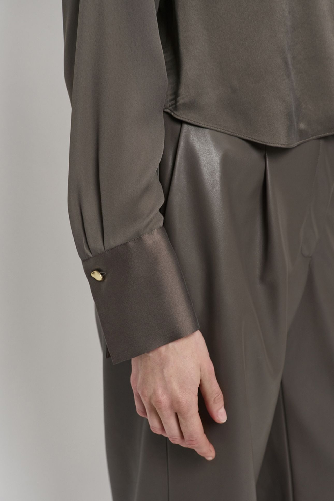 ESTELA SILK MIXED TOP ANTIQUE GREY 5