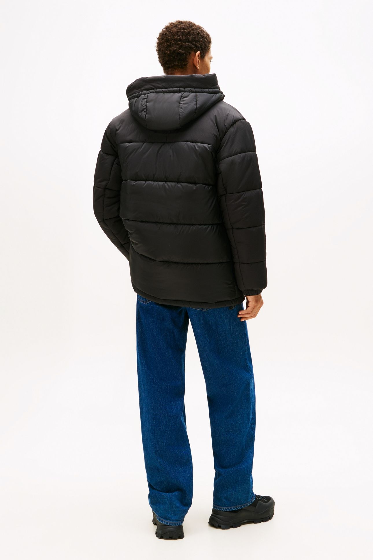 TJM FABRIC MIX PADDED BLACK 2