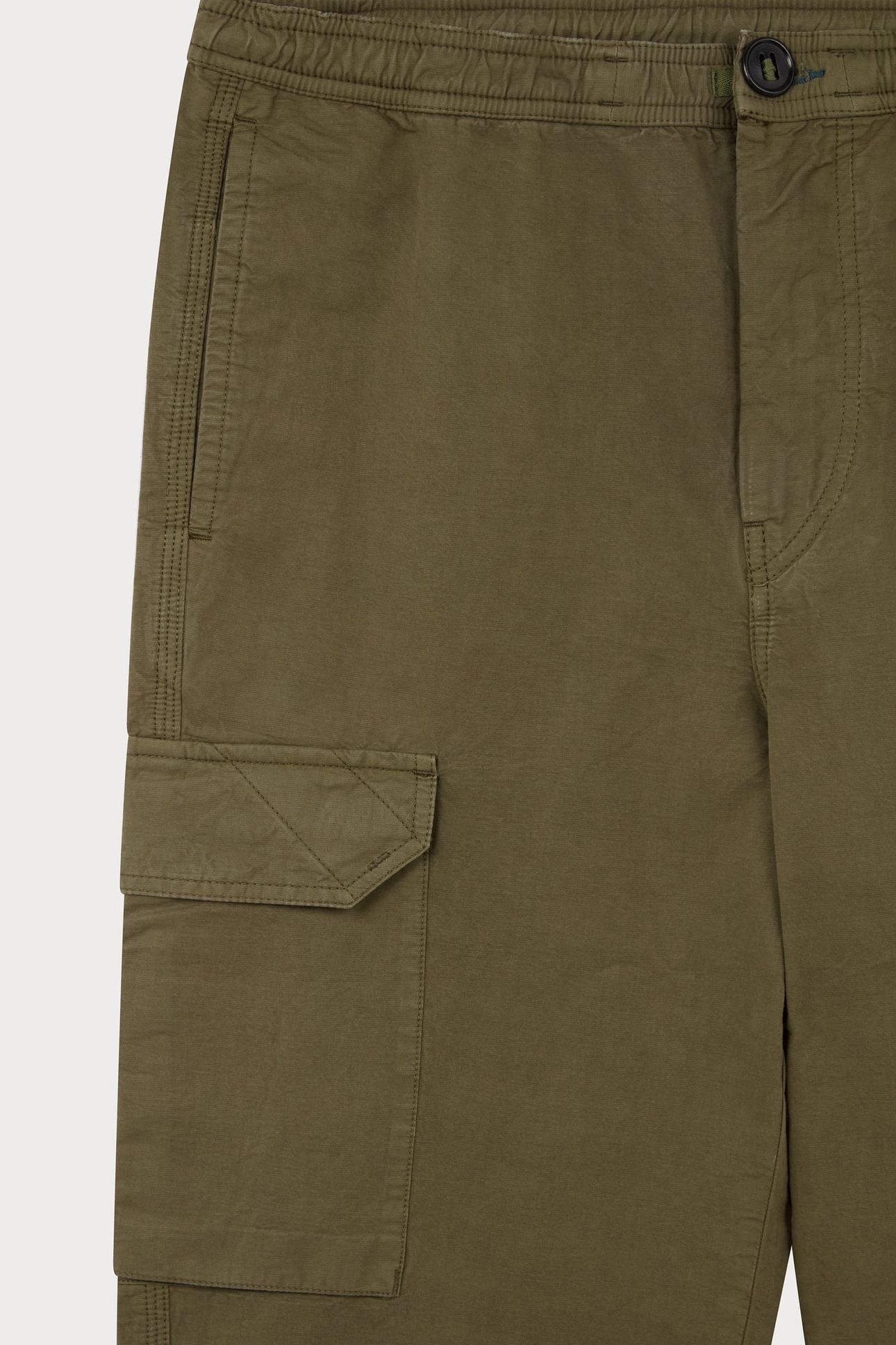 MENSBUTTON PKT CARGO MILITARY GREEN 11