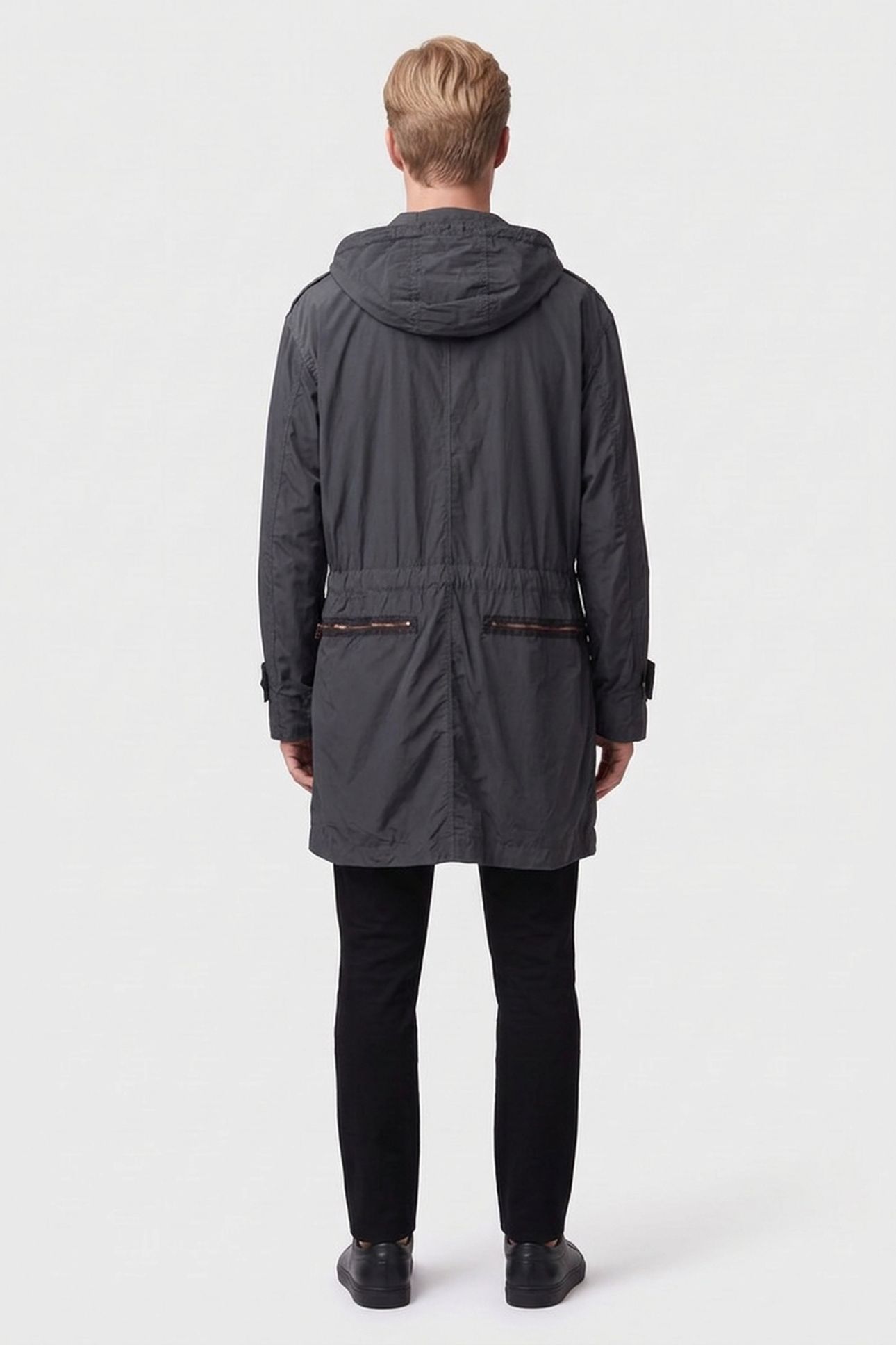 OUTERWEAR BLACK 2
