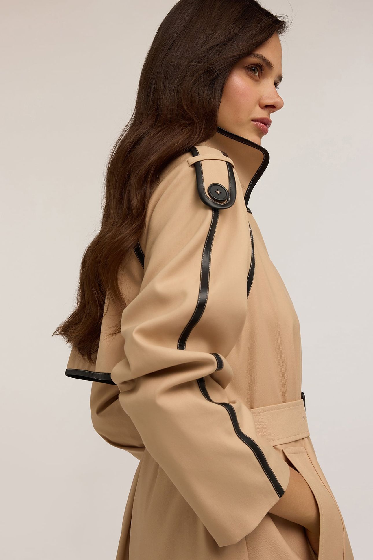 DOUBLE-BREASTED TRENCH COAT WITH TRIMMINGS BEIGE 4