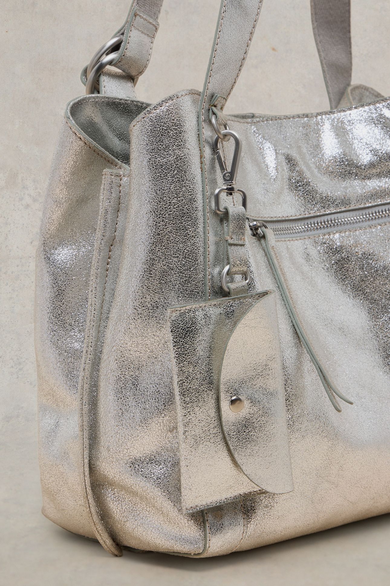 HANNAH LEATHER TOTE SILVER TONE METALLIC 3