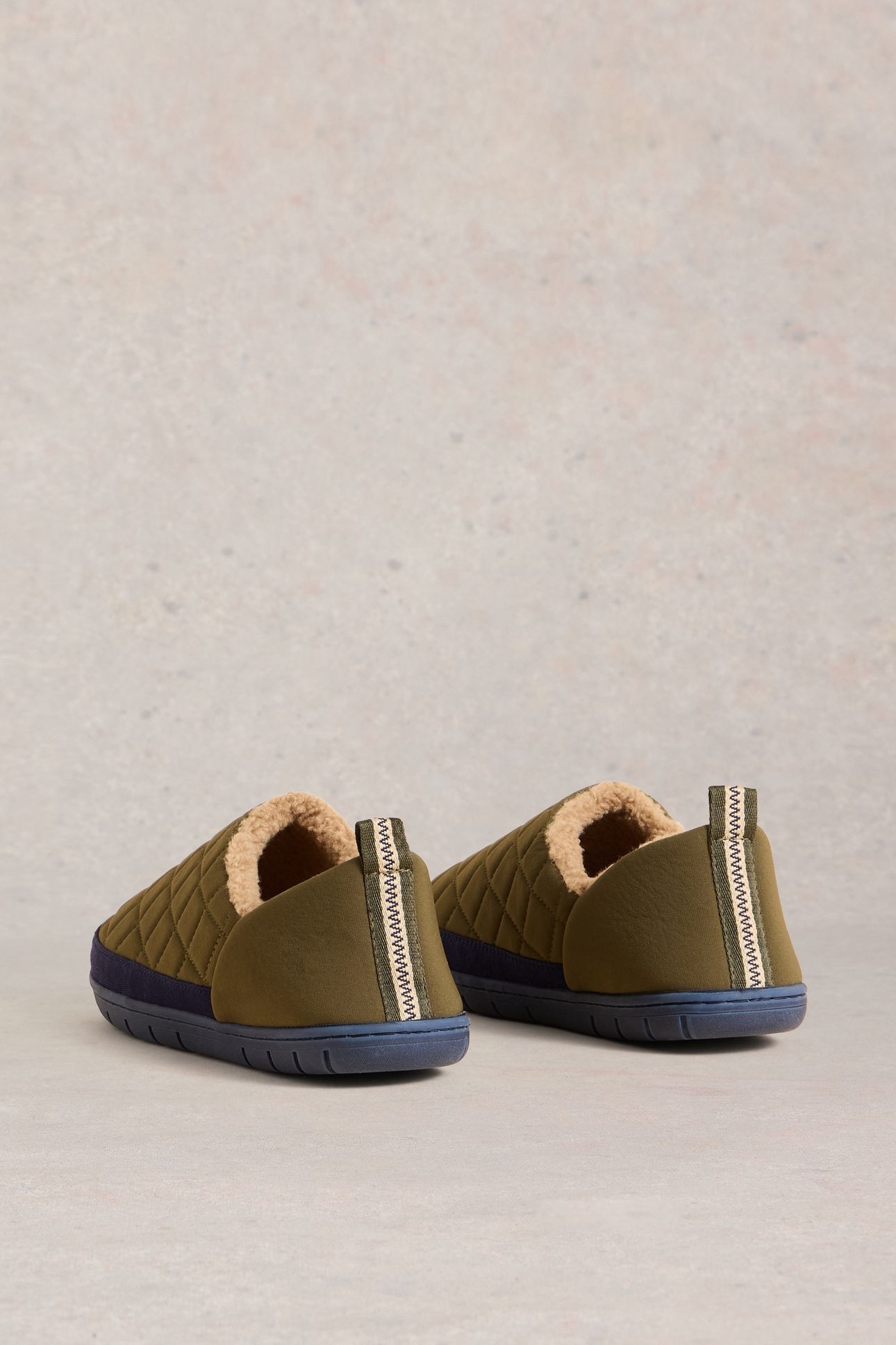 NYLON PUFFER SLIPPER KHAKI GREEN 4