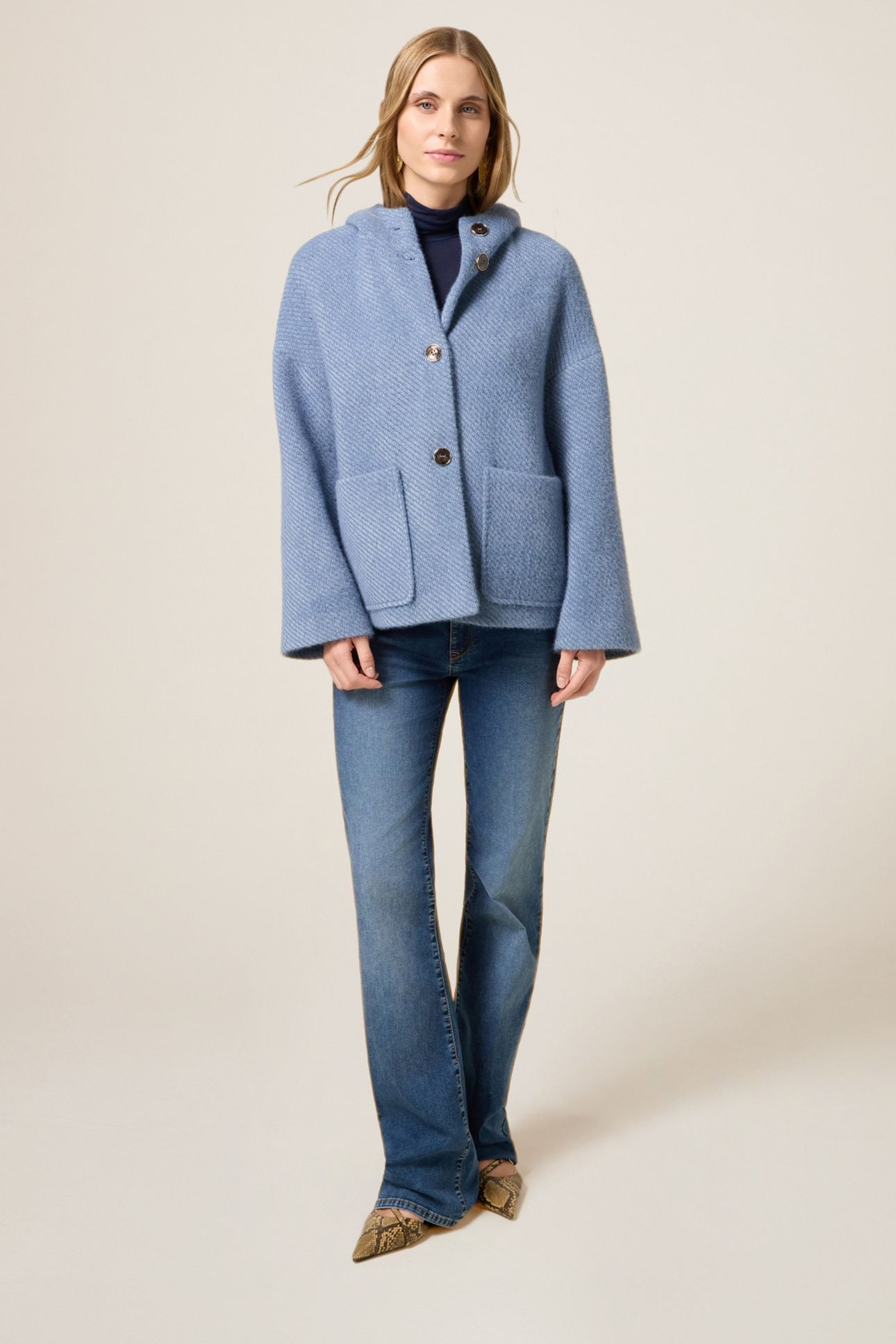 SHORT COAT IN KNITTED FABRIC LIGHT BLUE 3