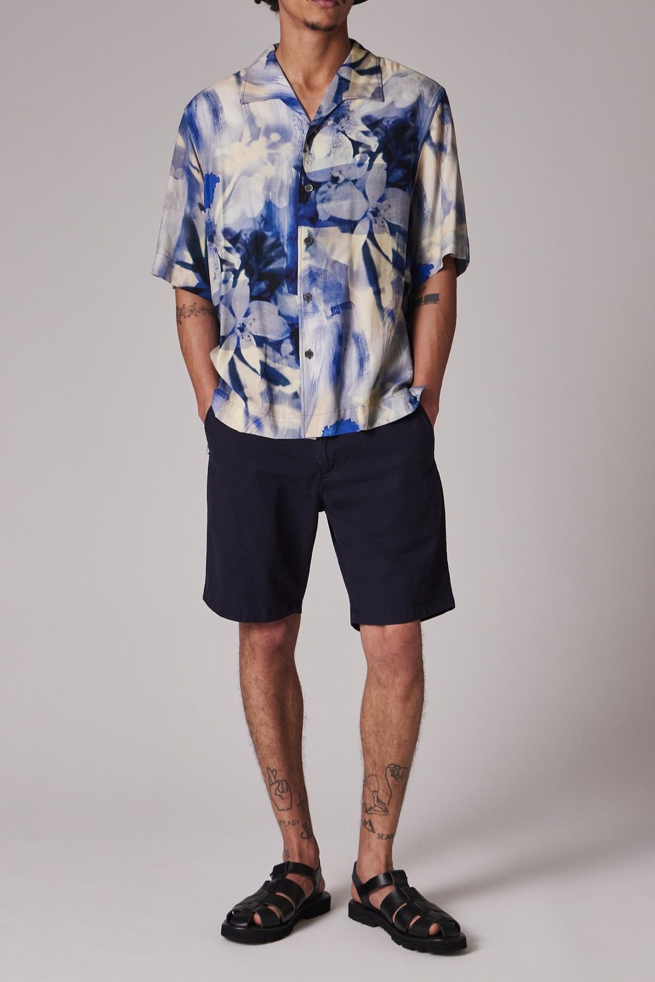 MENS S/S OVERSIZED SHIRT BLUE 2