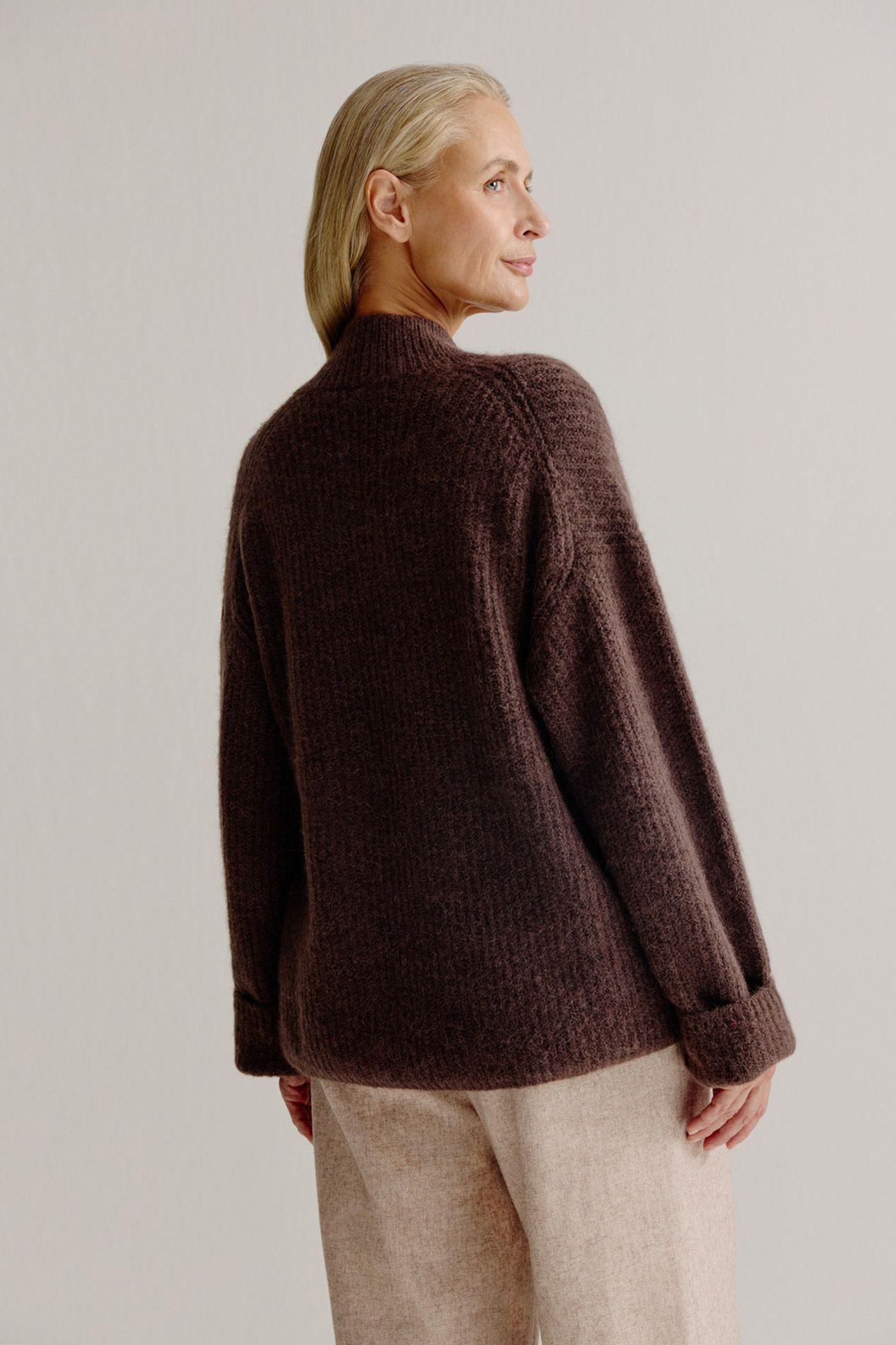 LARISSA SWEATER BROWN 3