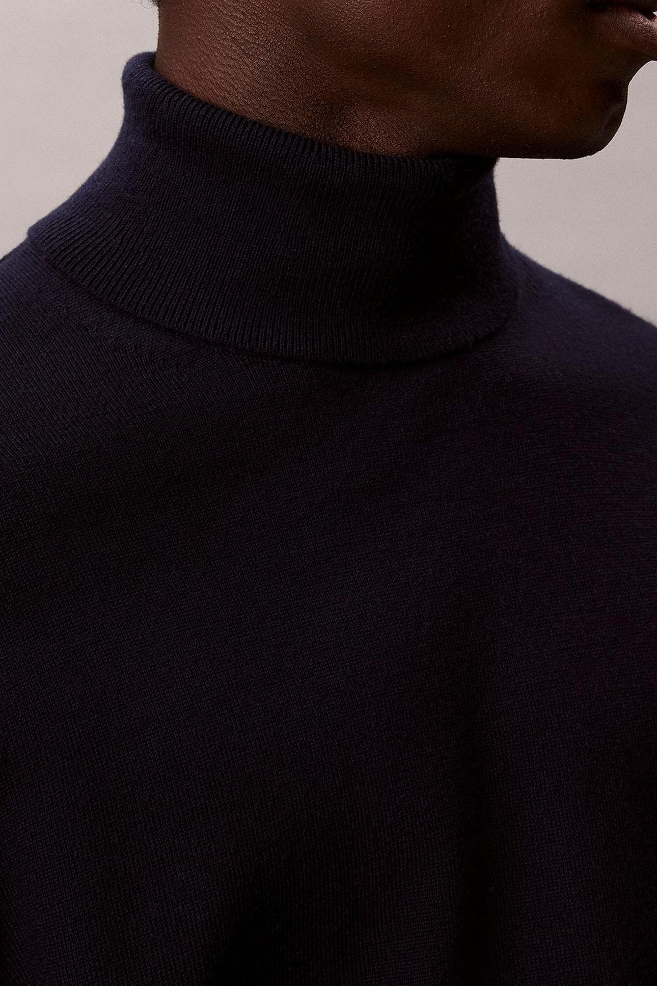 LS 100% MERINO T-NECK DARK SAPPHIRE 5