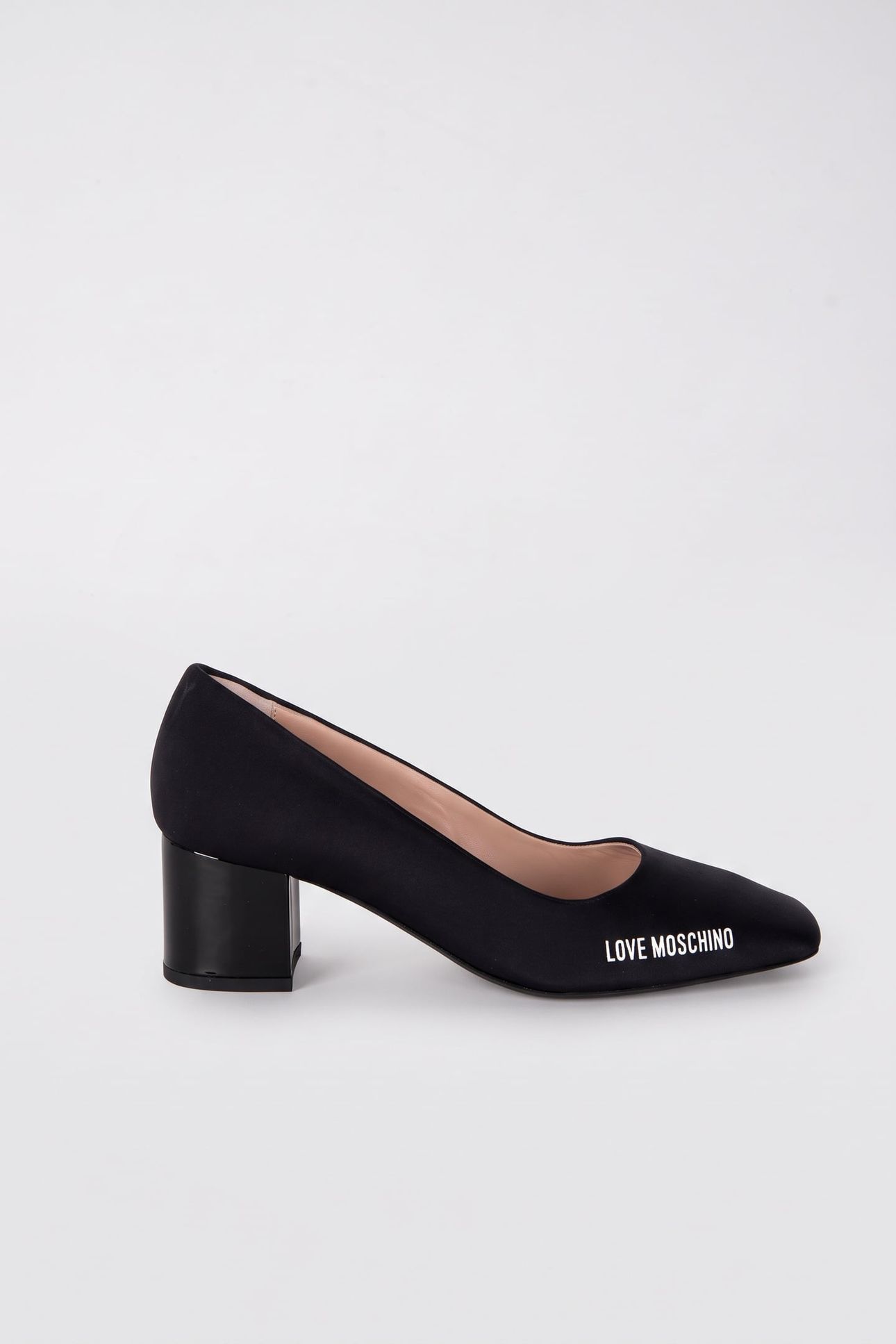 PUMP BLACK 1