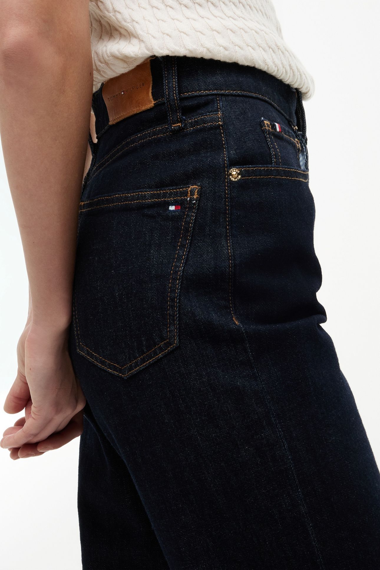 TAPERED RINSE HIGH WAISTED RINSE 5