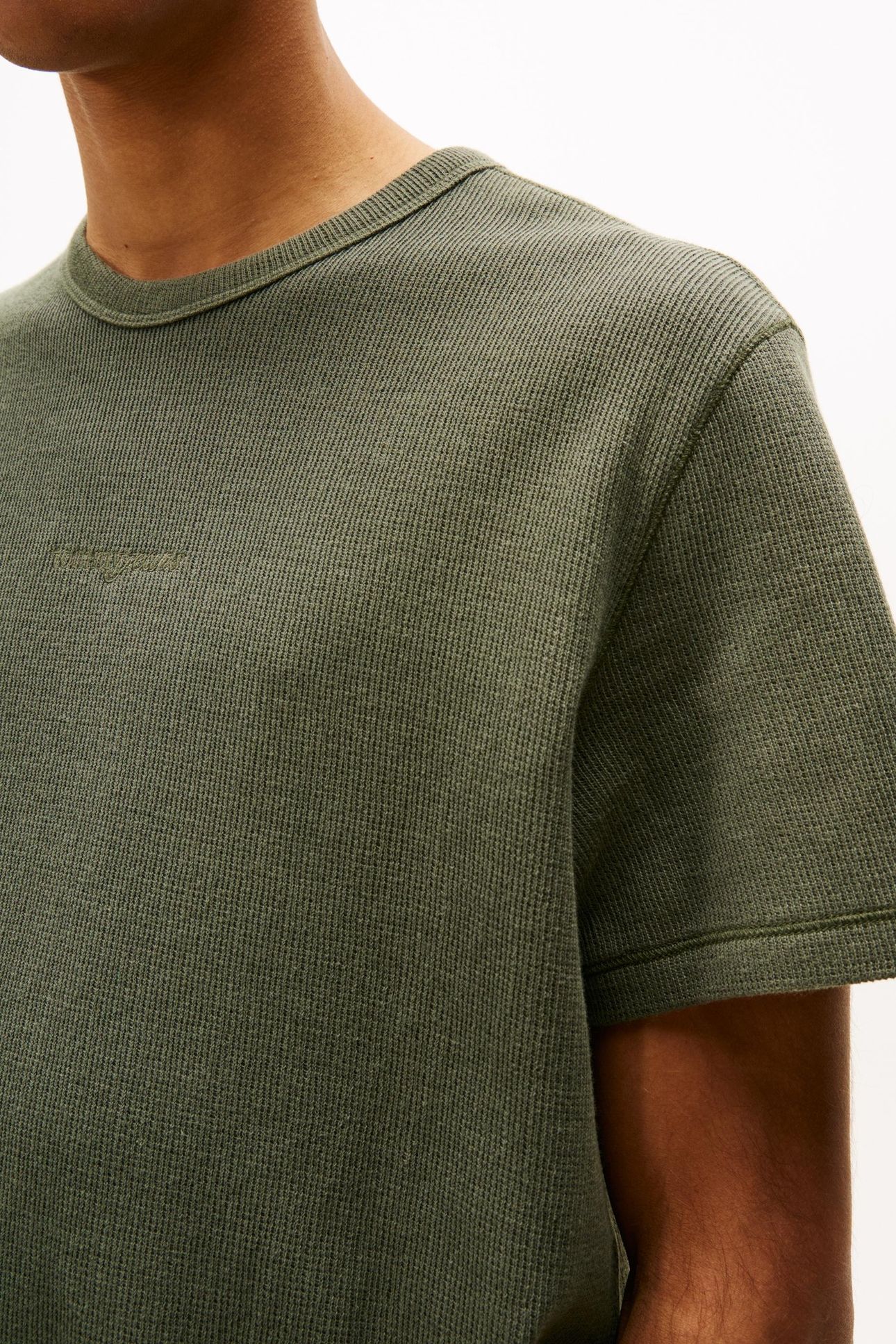 TJM SLIM WAFFLE TEE PEWTER GREEN 5